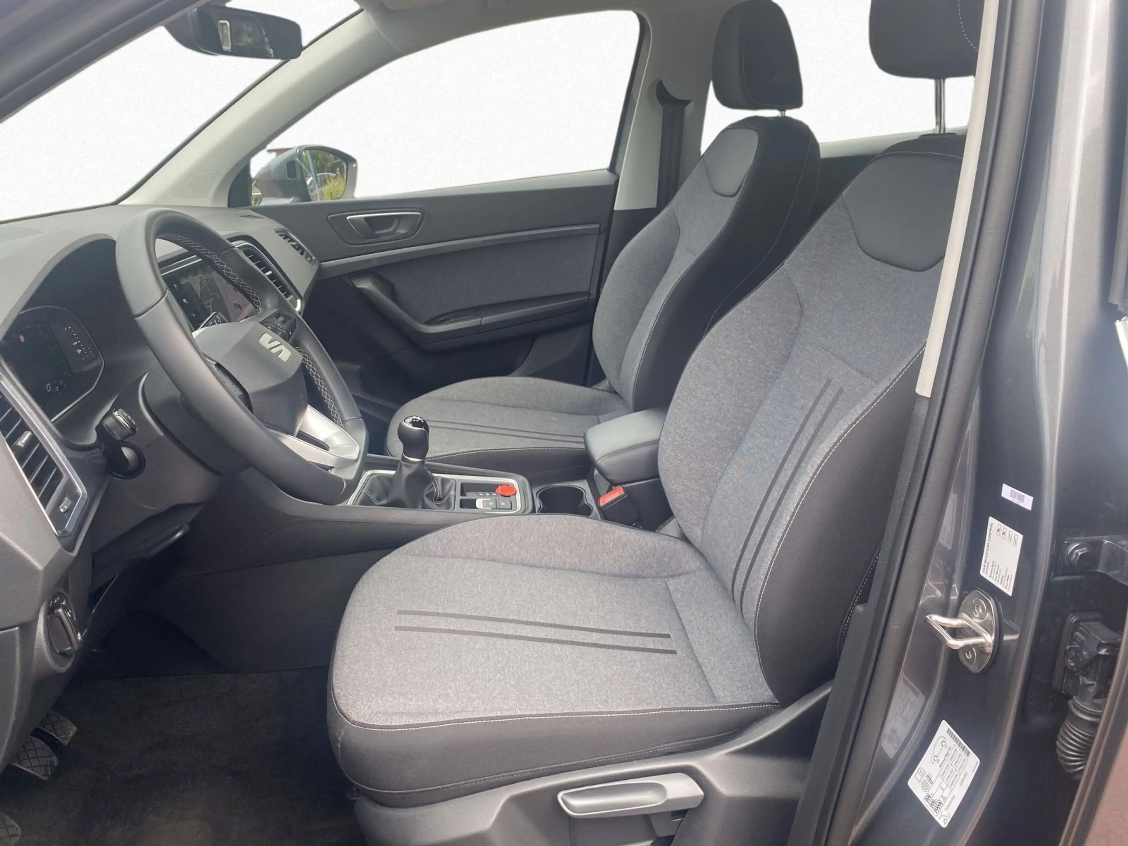 SEAT Ateca 1.5 TSI Style Navi LED RFK ACC Sitzheizung — photo 8