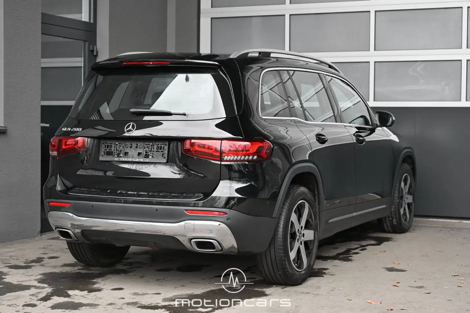 Mercedes-Benz GLB 200 GLB-Klasse GLB 200 1.3 Progressive Schwarz - 2