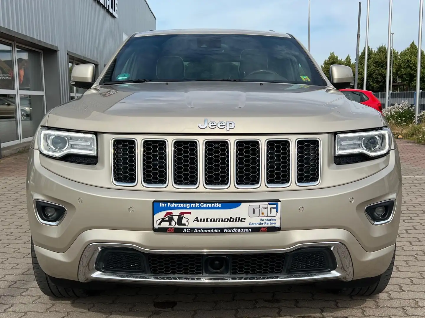 Jeep Grand Cherokee 3.0 CRD Overland Weiß - 2