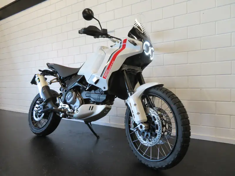 Ducati DesertX - foto 8