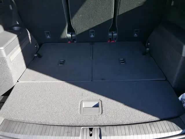 Volkswagen Touran view 7