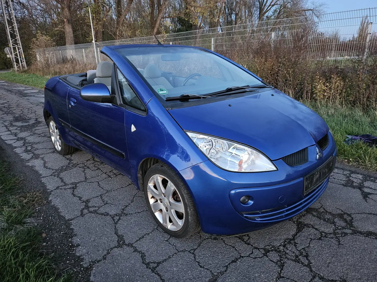 Mitsubishi Colt Cabrio CZC 1.5 , Klima, Tüv bis 5-2026 Blau - 1