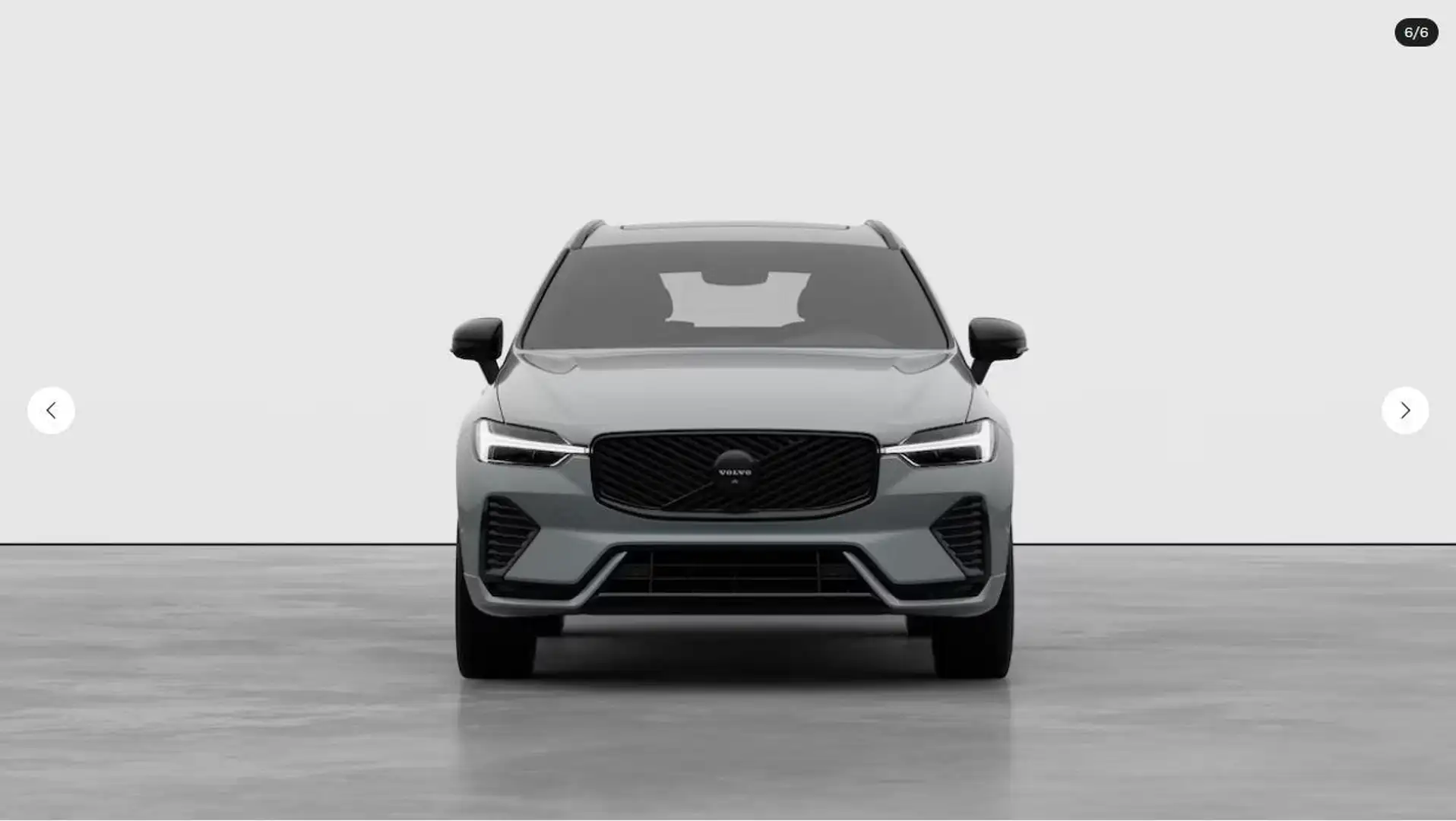 Volvo XC60 B5 AWD Plus Black Edition | FACELIFT | Luchtvering Grijs - 2