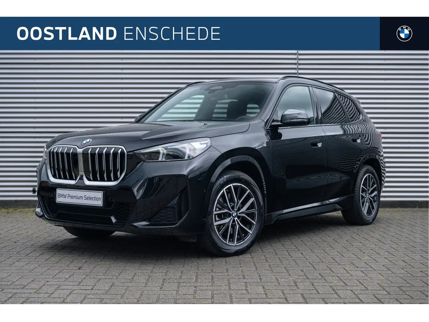 BMW X1 sDrive20i High Executive M Sport Automaat / Panora Zwart - 1