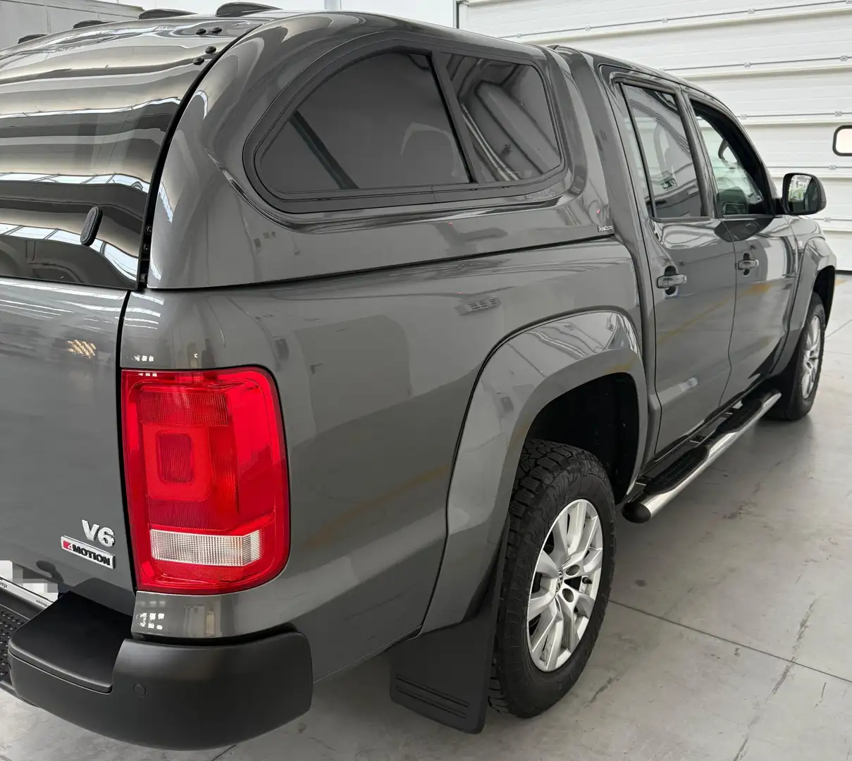 Volkswagen Amarok Comfortline 4motion perm. 204cv auto Grigio - 2