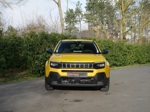 Jeep Avenger Longitude 400/600km autonomie stad  156 PK