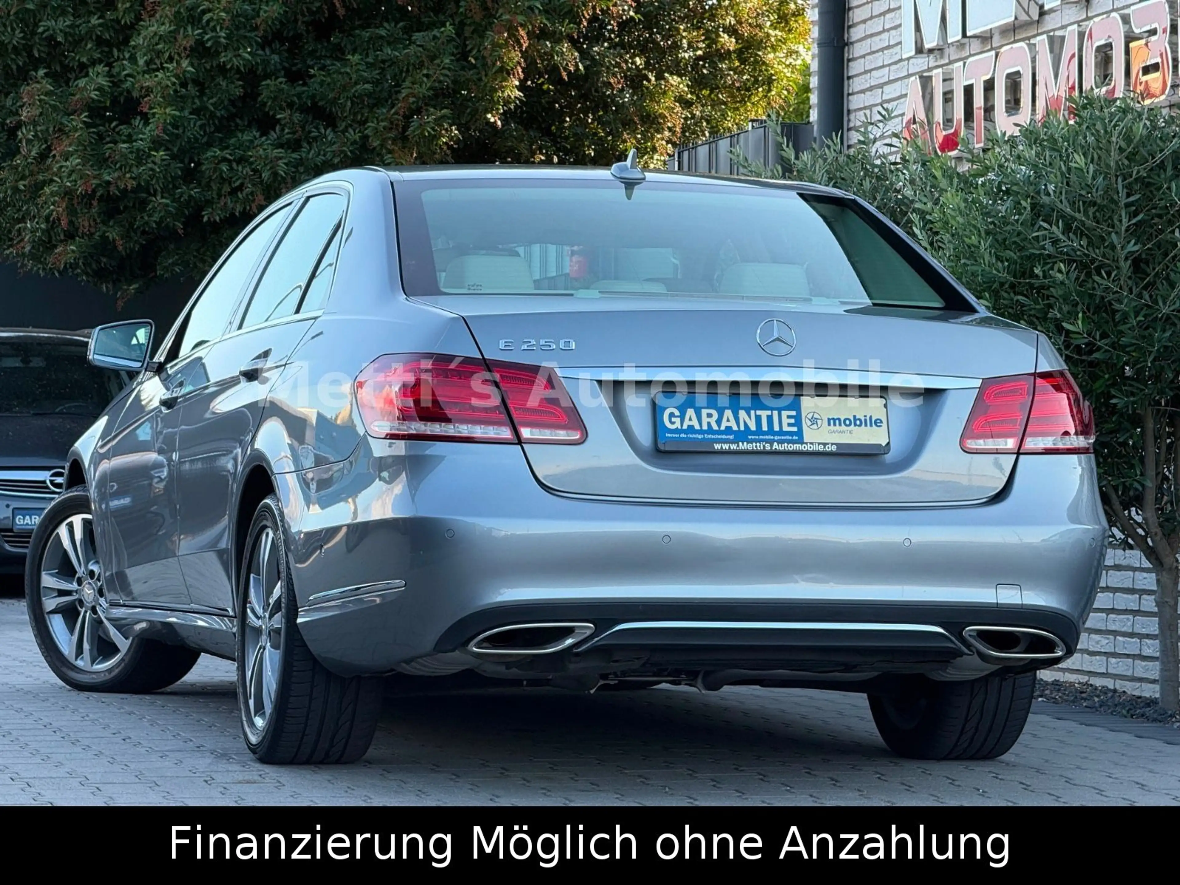 Mercedes-Benz E 250 CGI BlueEfficiency/Avantgarde/Leder/LED — photo 9