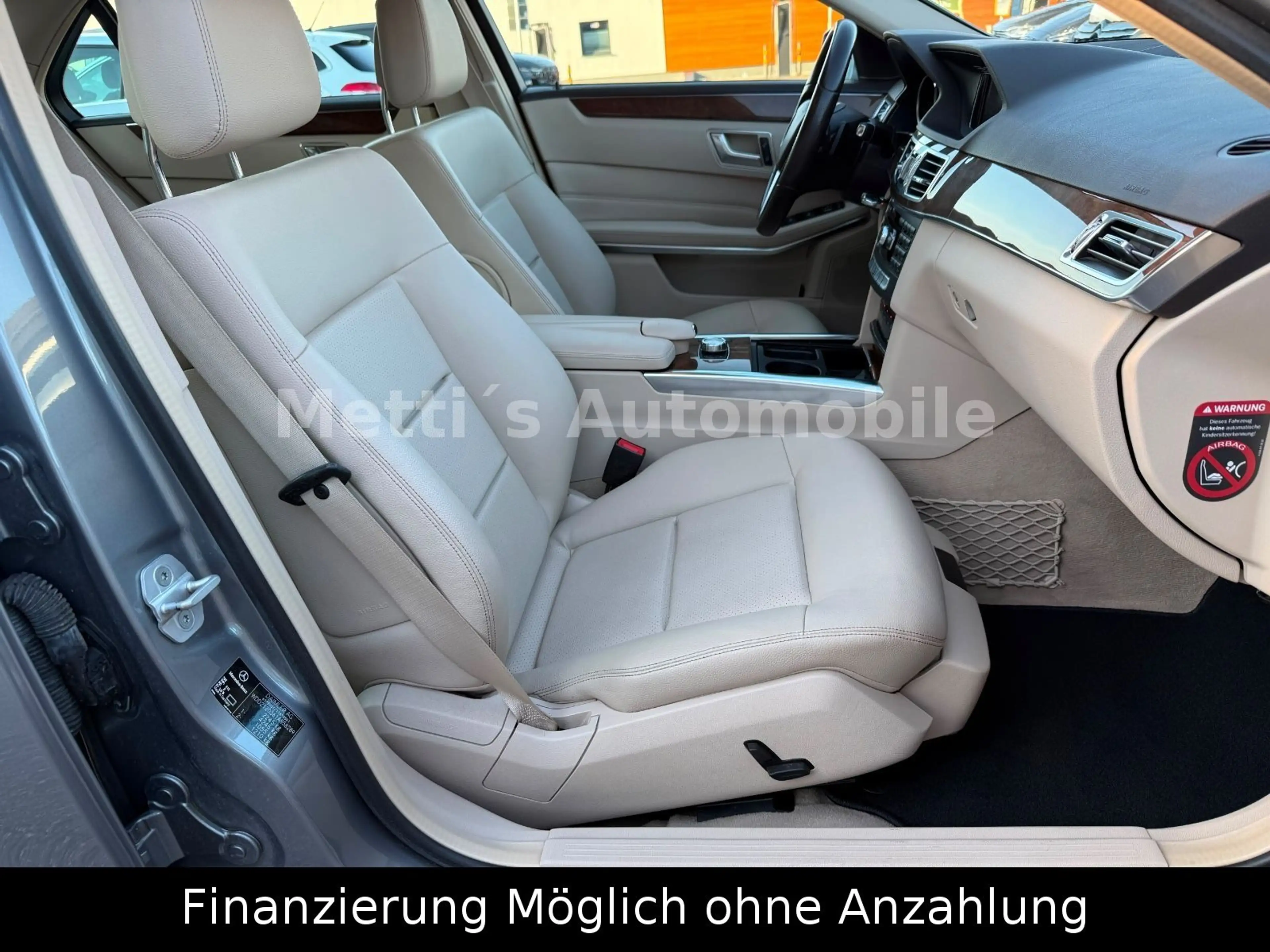 Mercedes-Benz E 250 CGI BlueEfficiency/Avantgarde/Leder/LED — photo 12