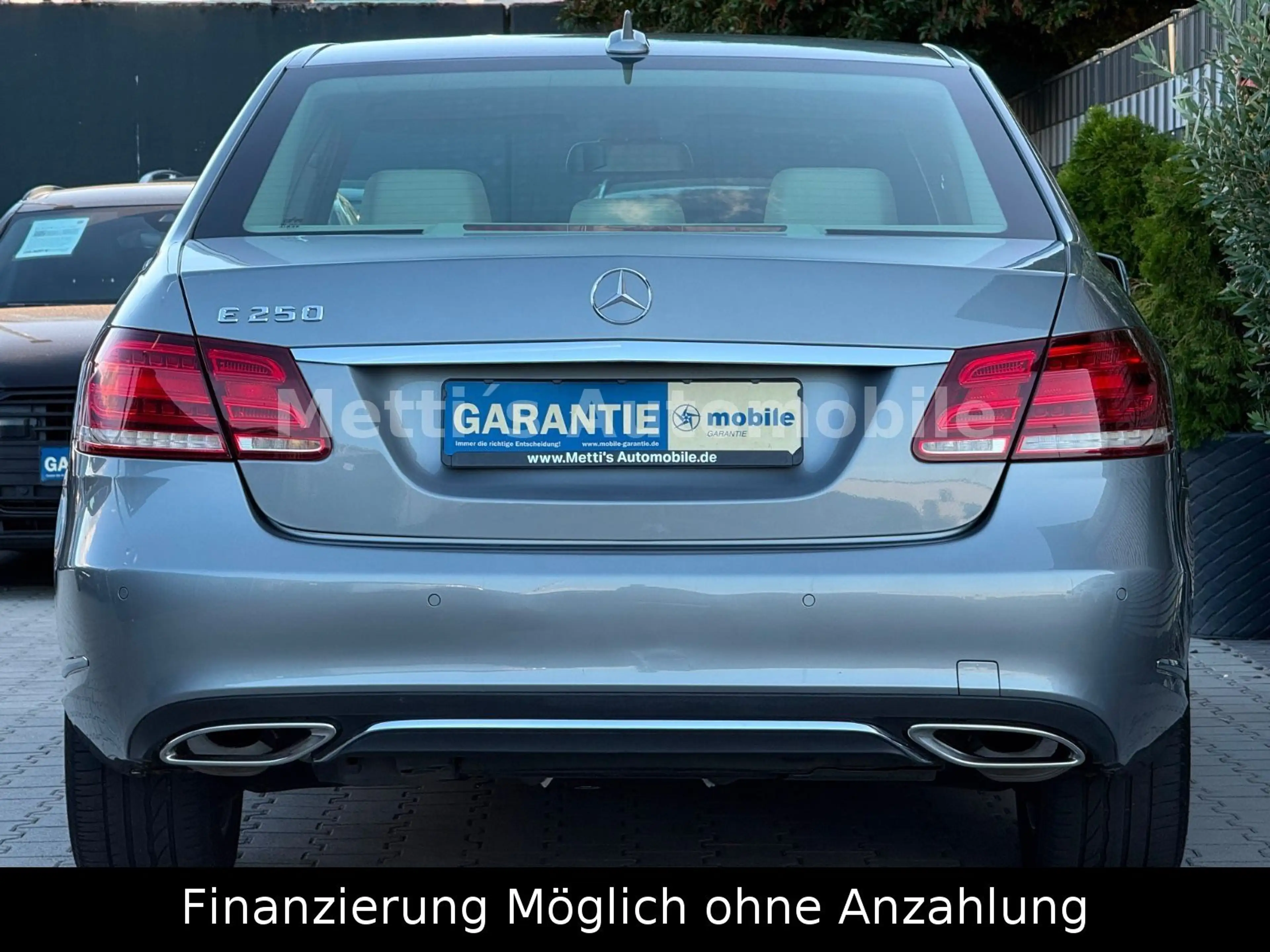 Mercedes-Benz E 250 CGI BlueEfficiency/Avantgarde/Leder/LED — photo 7