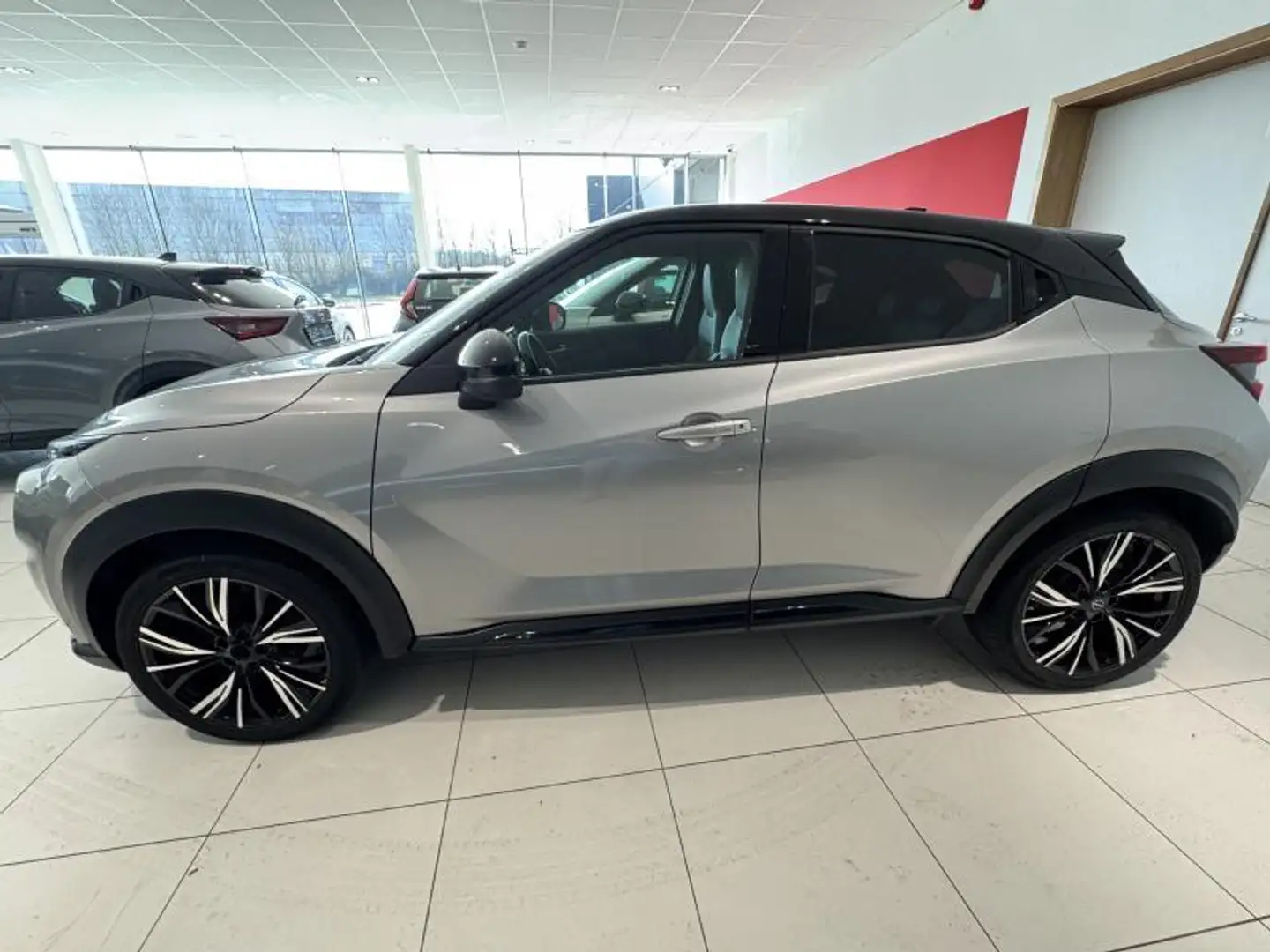 Nissan Juke DIG-T 114 N-DESIGN Gris - 2