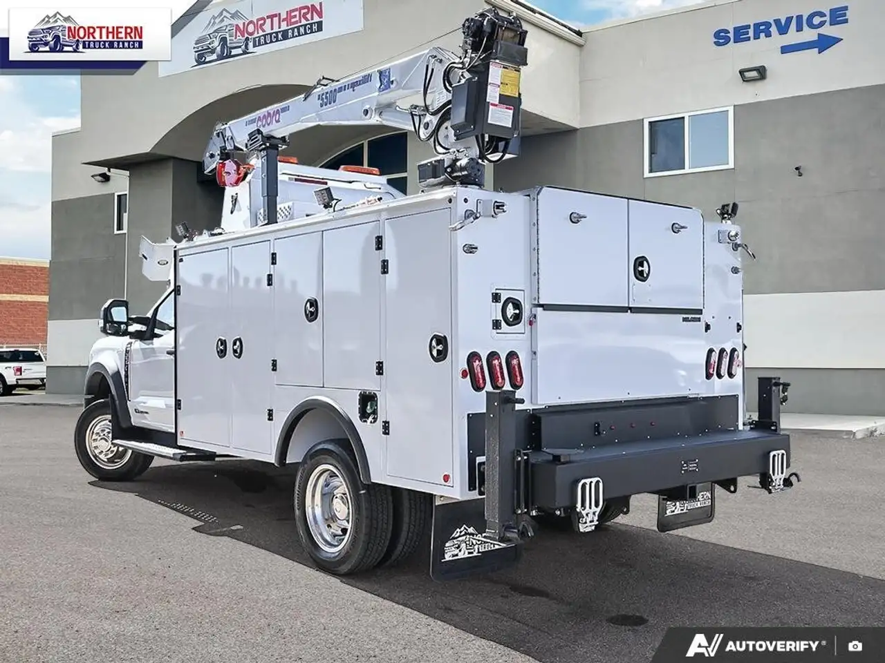 Ford F-550 Super Duty снимка Ford F-550 Super Duty