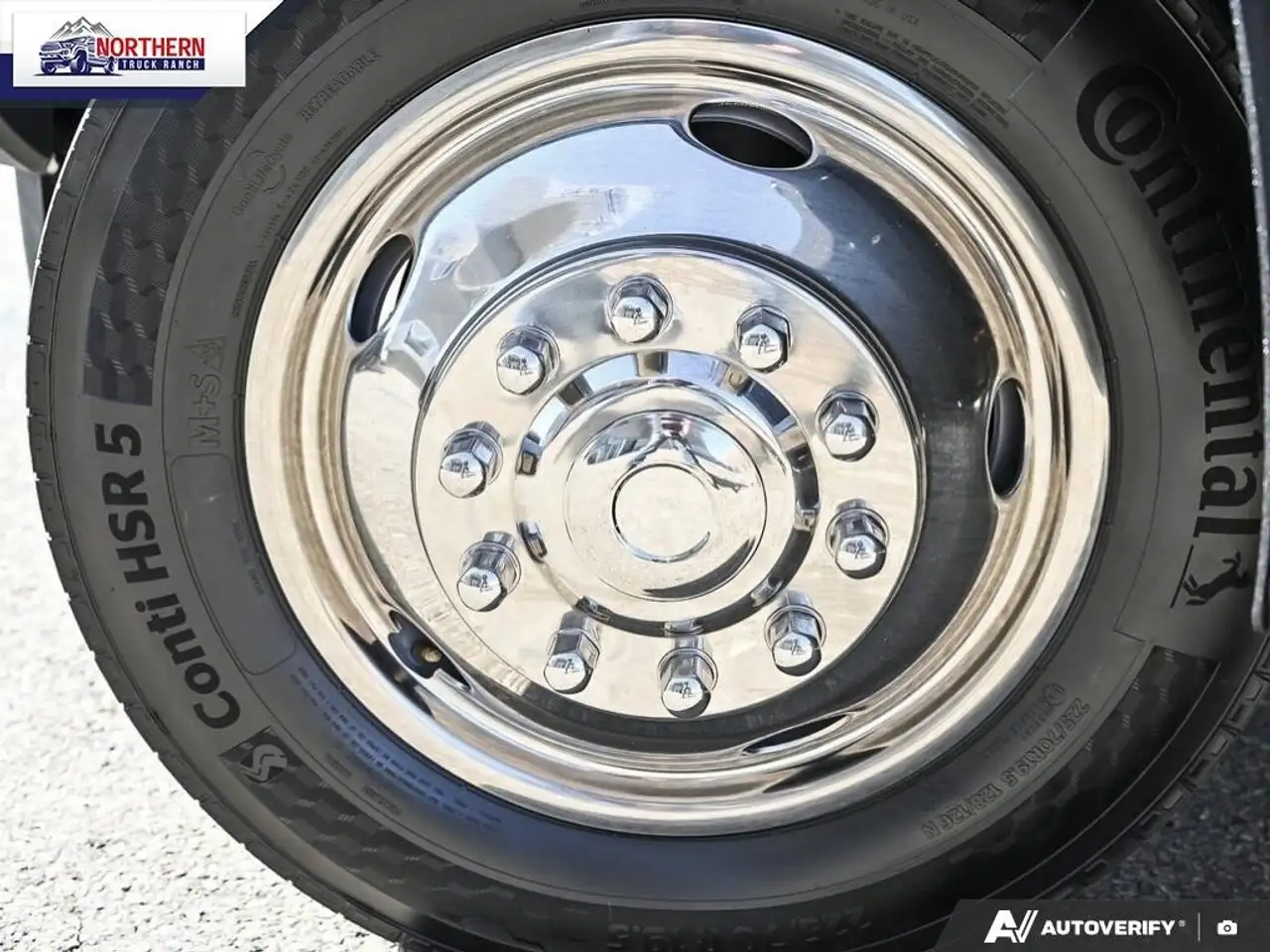 Ford F-550 Super Duty снимка Ford F-550 Super Duty