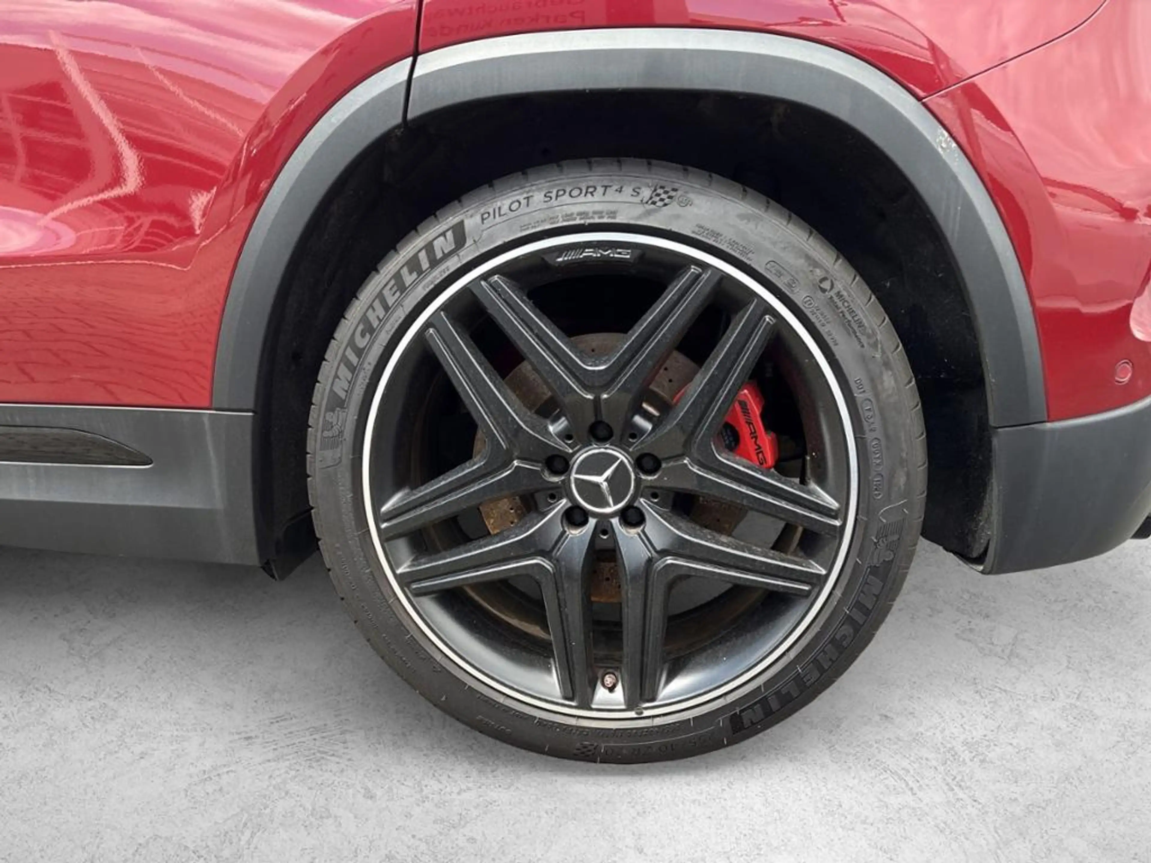 Mercedes-Benz GLA 45 AMG AMG GLA 45 4MATIC+ AUT LM SportS. SpurW Teilled. — photo 4