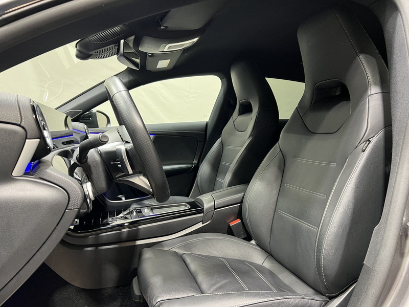 Mercedes-Benz CLA 180 AMG Night LED Kamera AHK Burmester — photo 4