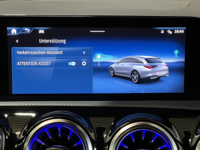 Mercedes-Benz CLA 180 AMG Night LED Kamera AHK Burmester — photo 12