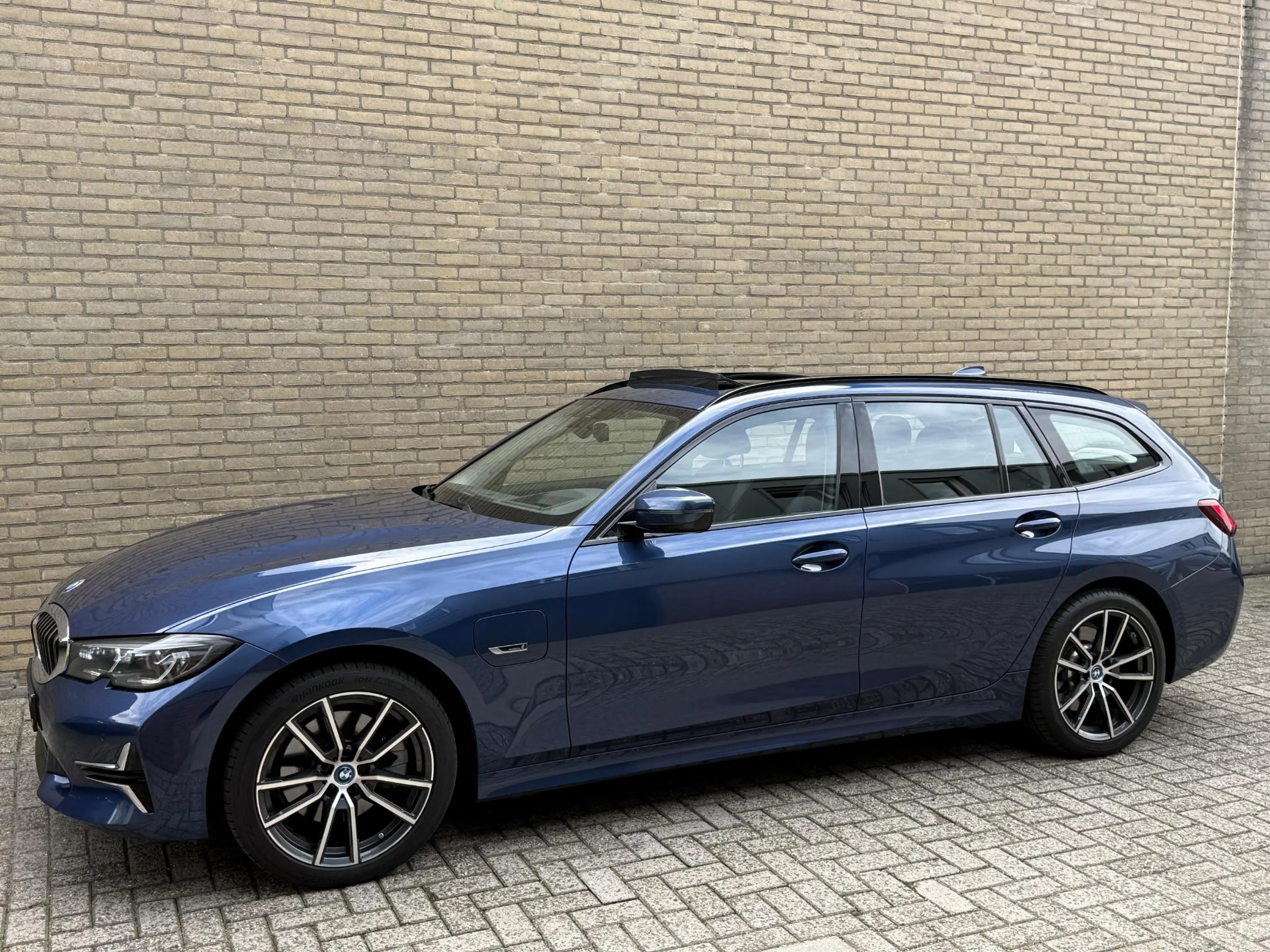 BMW 320 3-serie Touring 320e Business Edition Plus | Panor — photo 30