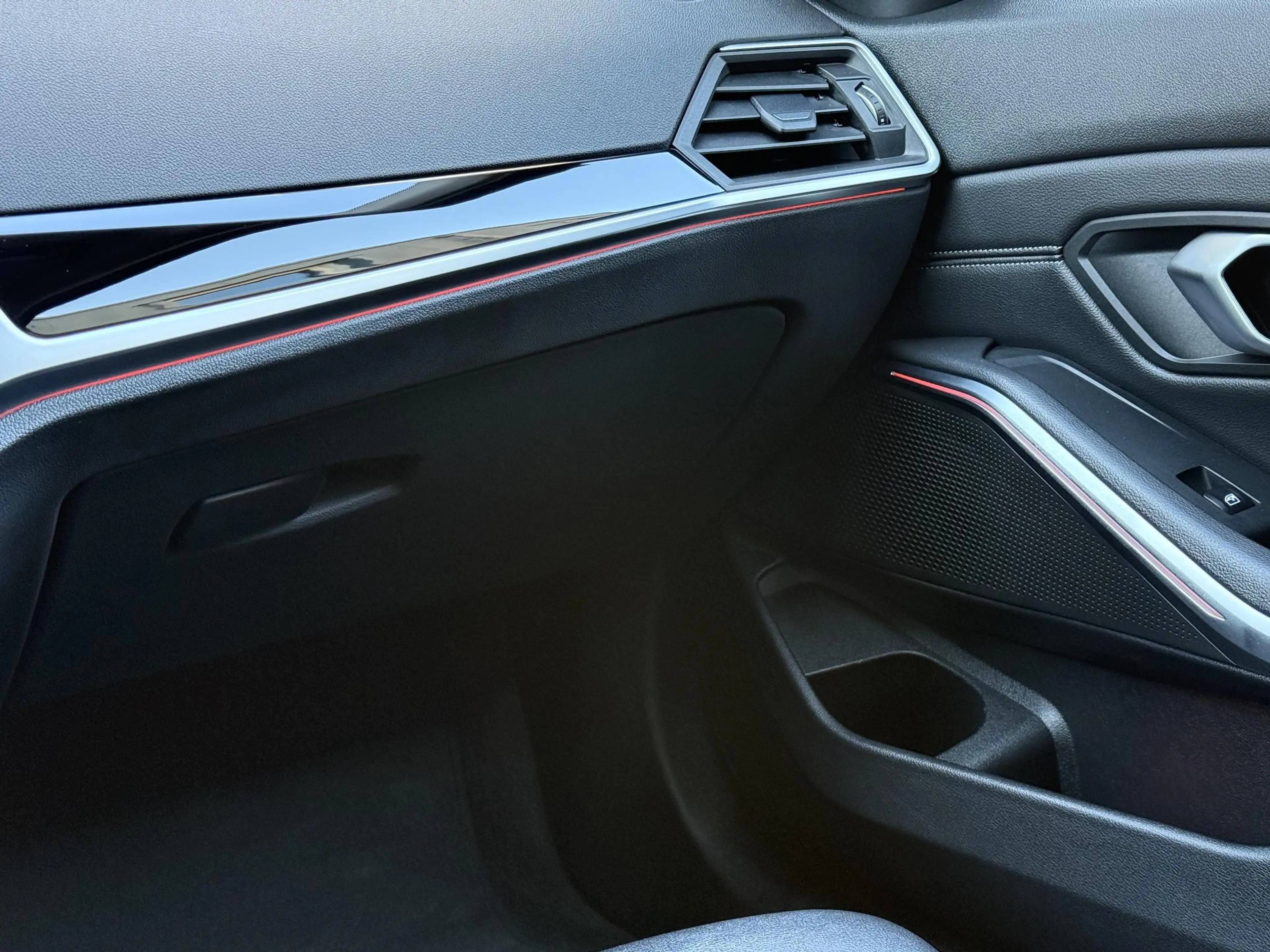 BMW 320 3-serie Touring 320e Business Edition Plus | Panor — photo 16