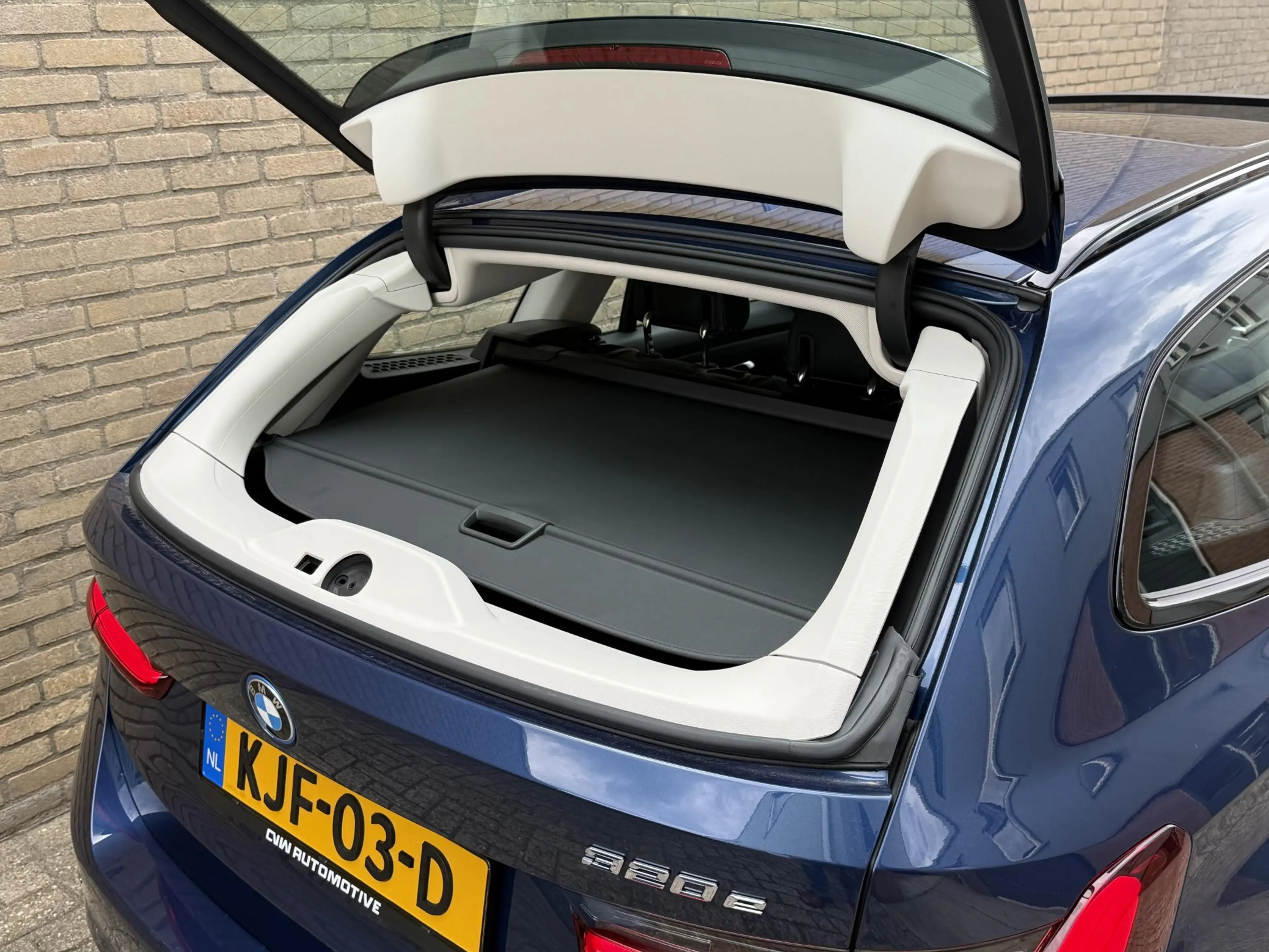 BMW 320 3-serie Touring 320e Business Edition Plus | Panor — photo 40