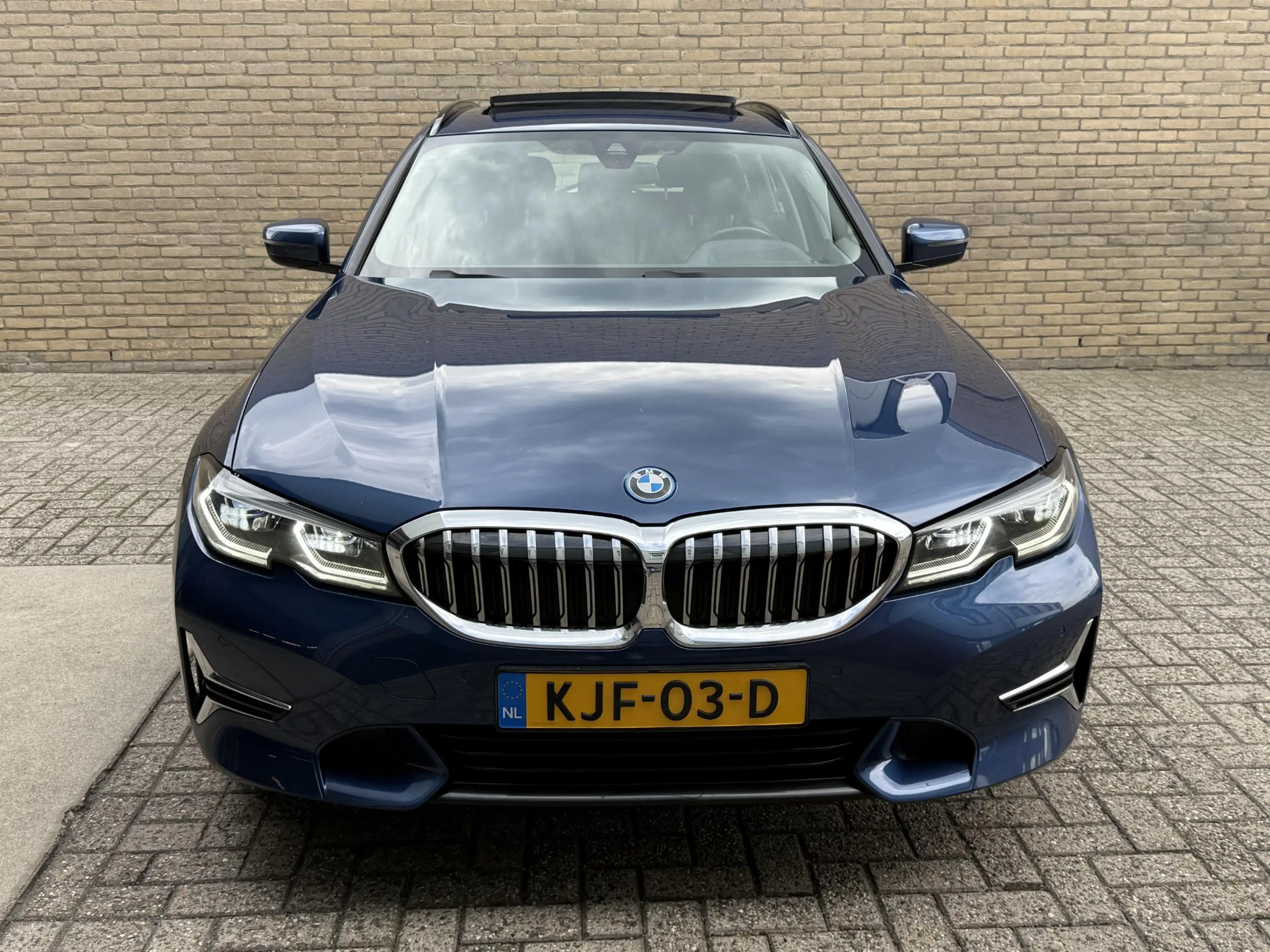 BMW 320 3-serie Touring 320e Business Edition Plus | Panor — photo 37