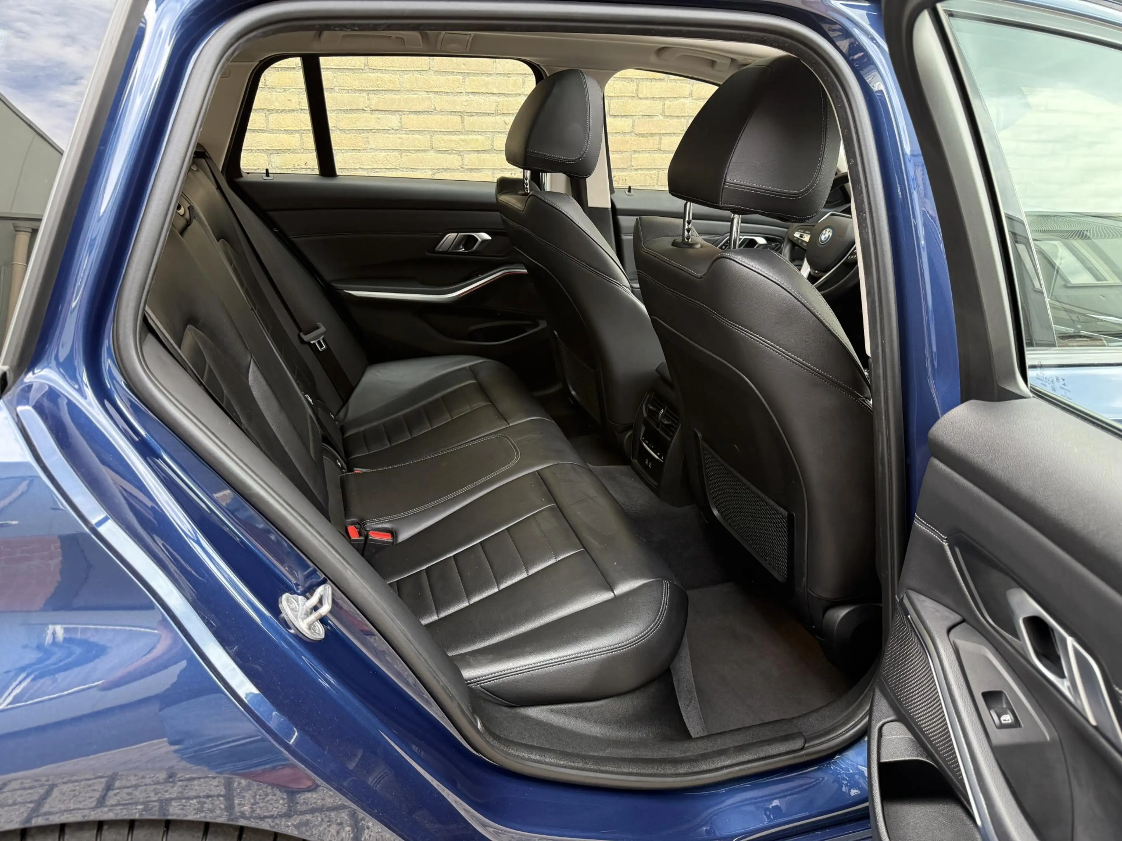 BMW 320 3-serie Touring 320e Business Edition Plus | Panor — photo 23