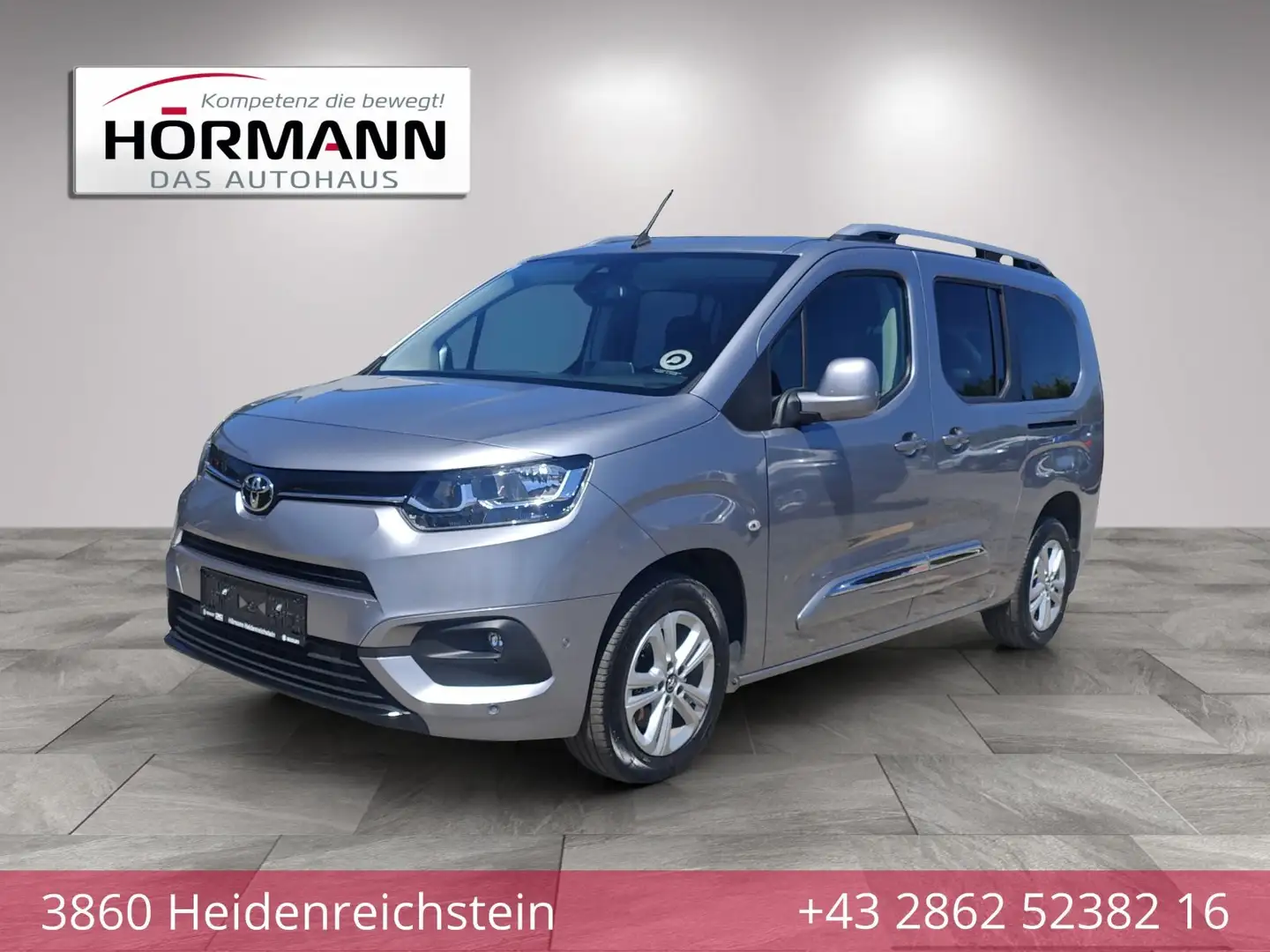 Toyota Proace City Verso L2 1,5 D-4D 130 Family Silber - 1