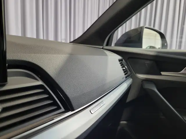 Audi Q5 view 20