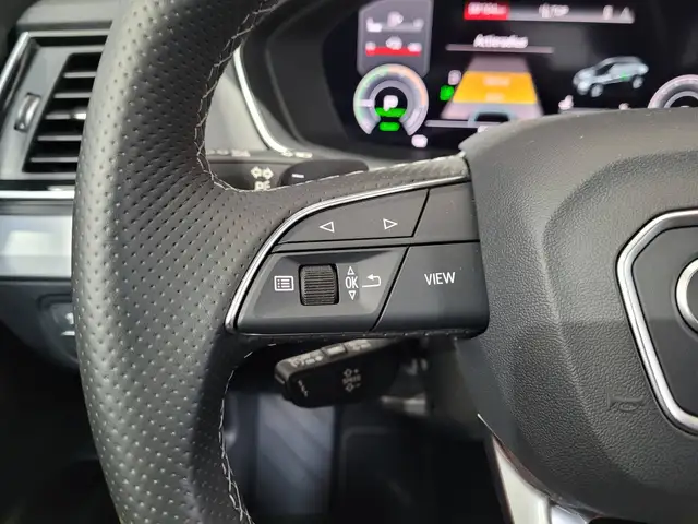 Audi Q5 view 17