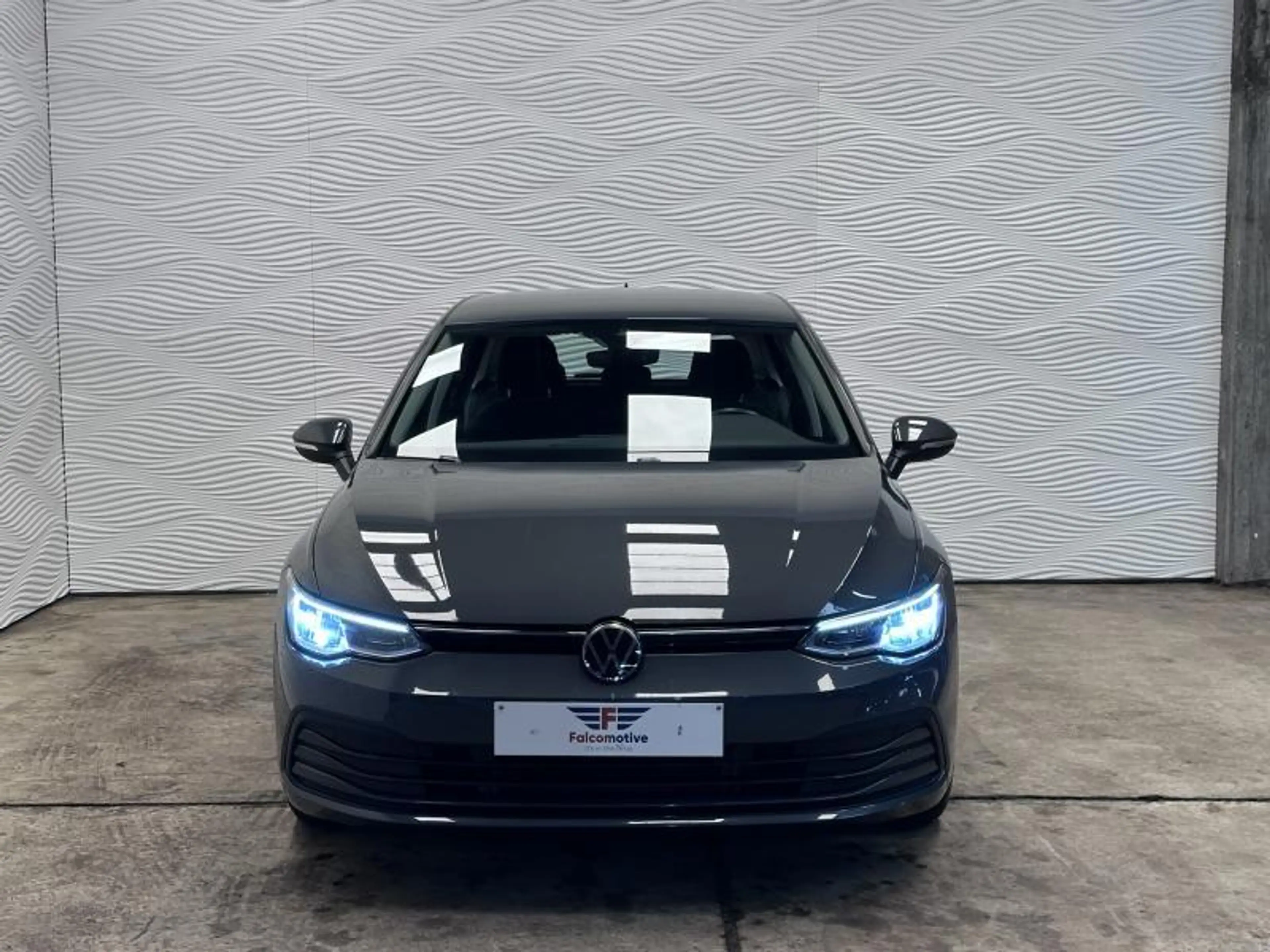 Volkswagen Golf VIII*1.0 TSI*CARPLAY*CAMERA*LED*DAB* — photo 4