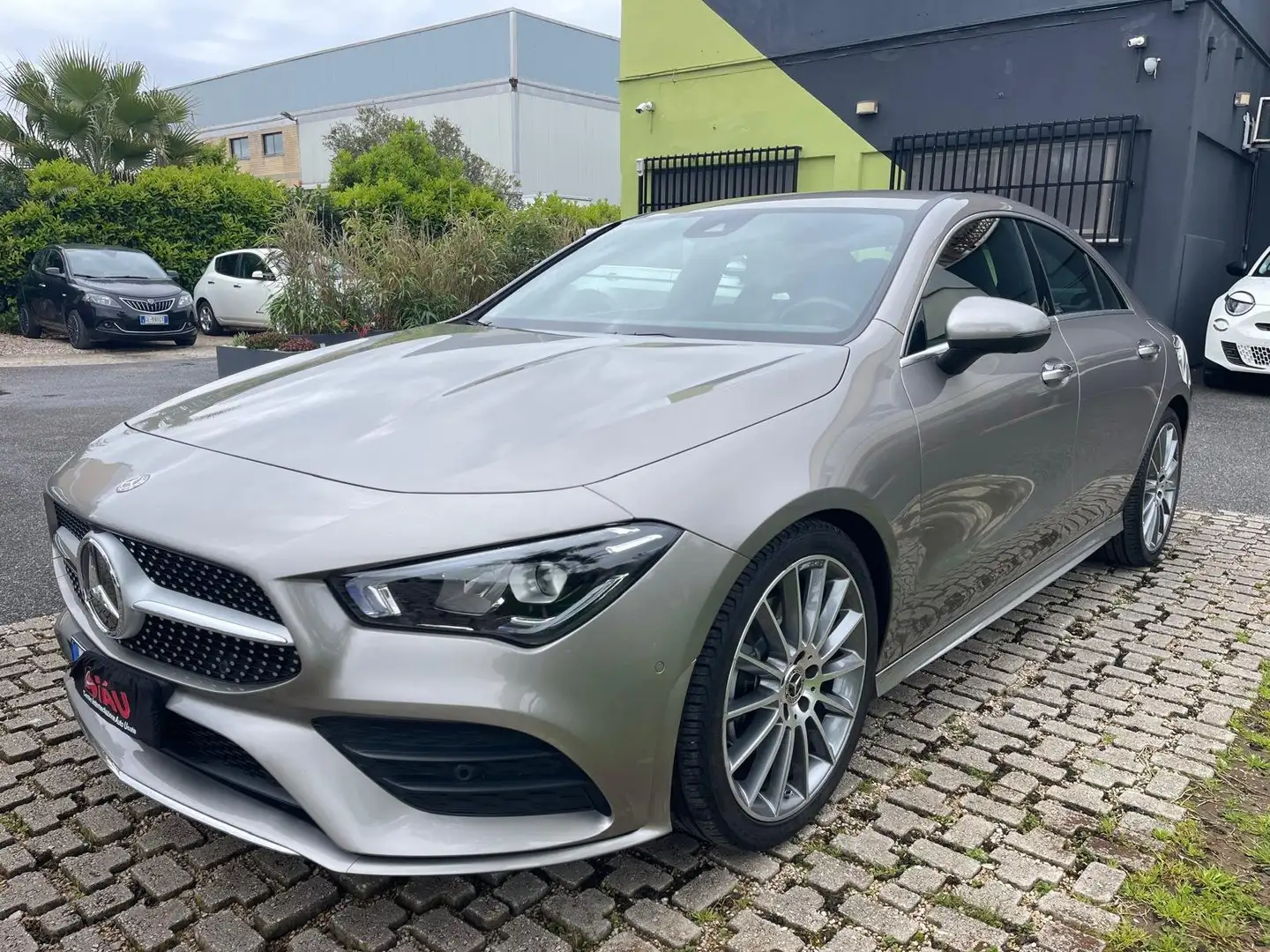 Mercedes-Benz CLA 200 Coupe Sport auto AMG Grigio - 1