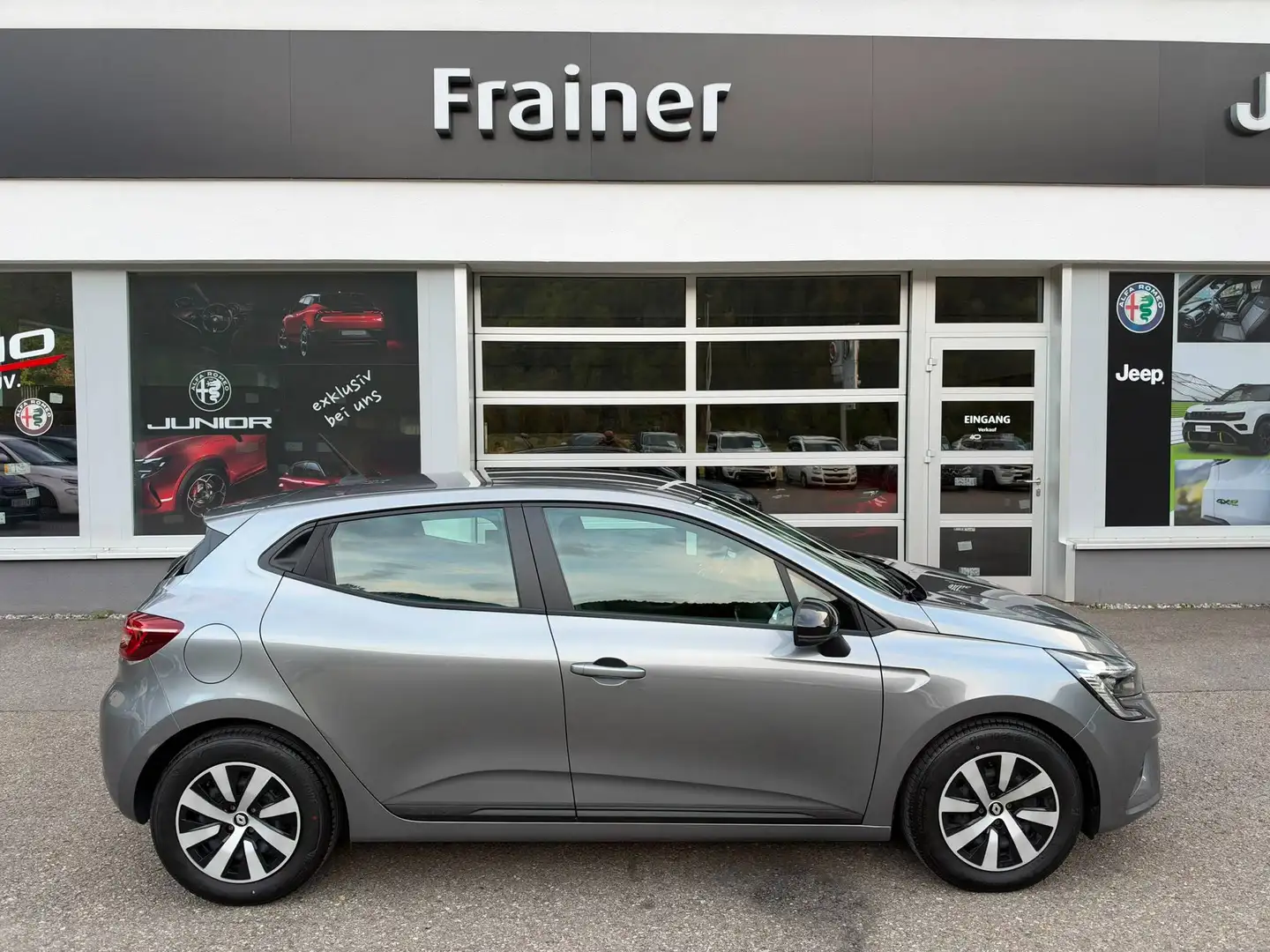 Renault Clio Equilibre TCe 90PS Grau - 2