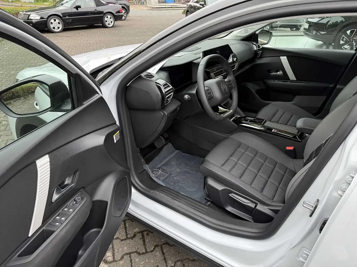 Citroen C4 PureTech 130 Stop&Start EAT8 PLUS Blanco - 2