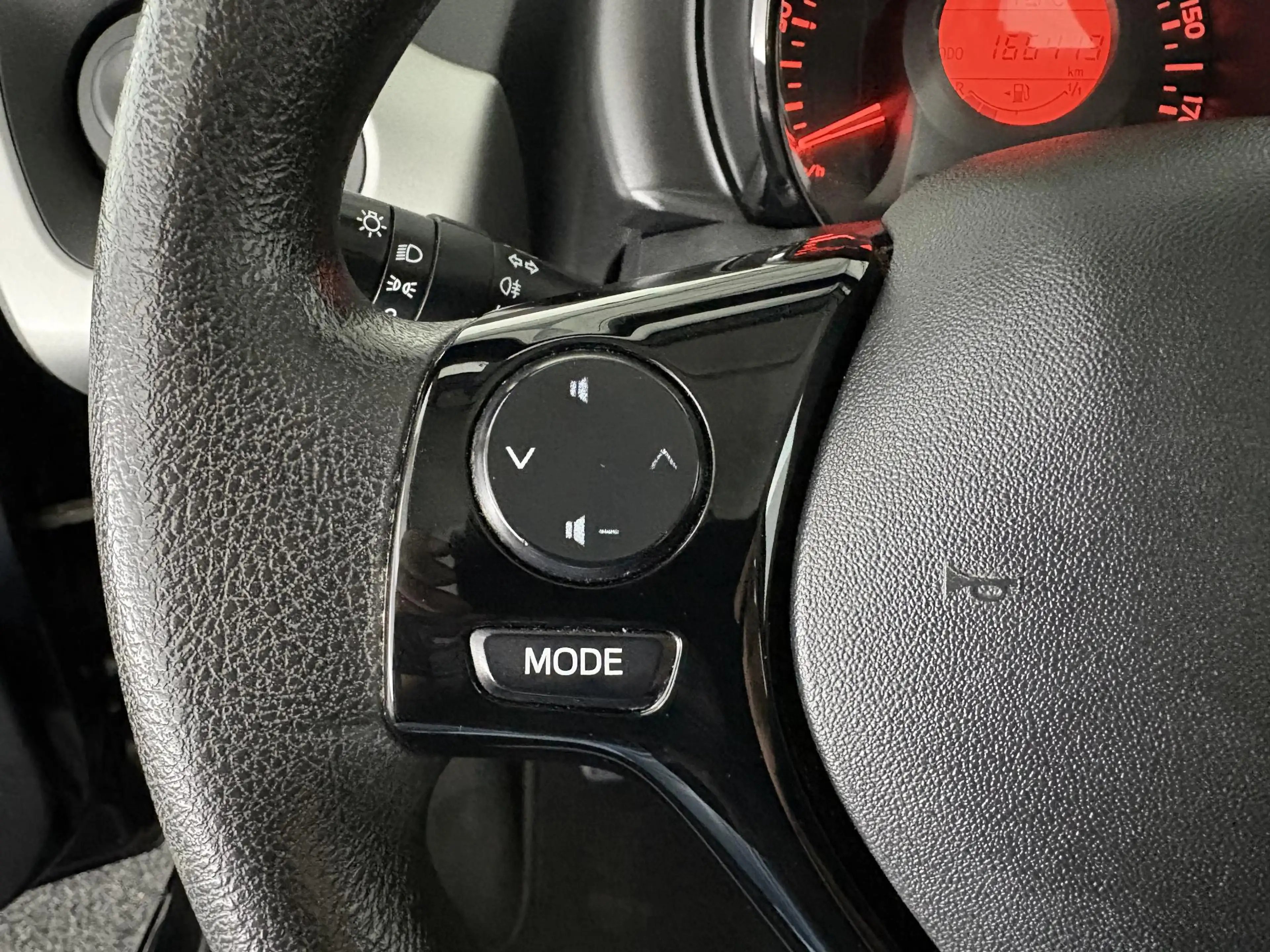 Peugeot 108 1.0 e-VTi Active | AIRCO | BLUETOOTH | — photo 11