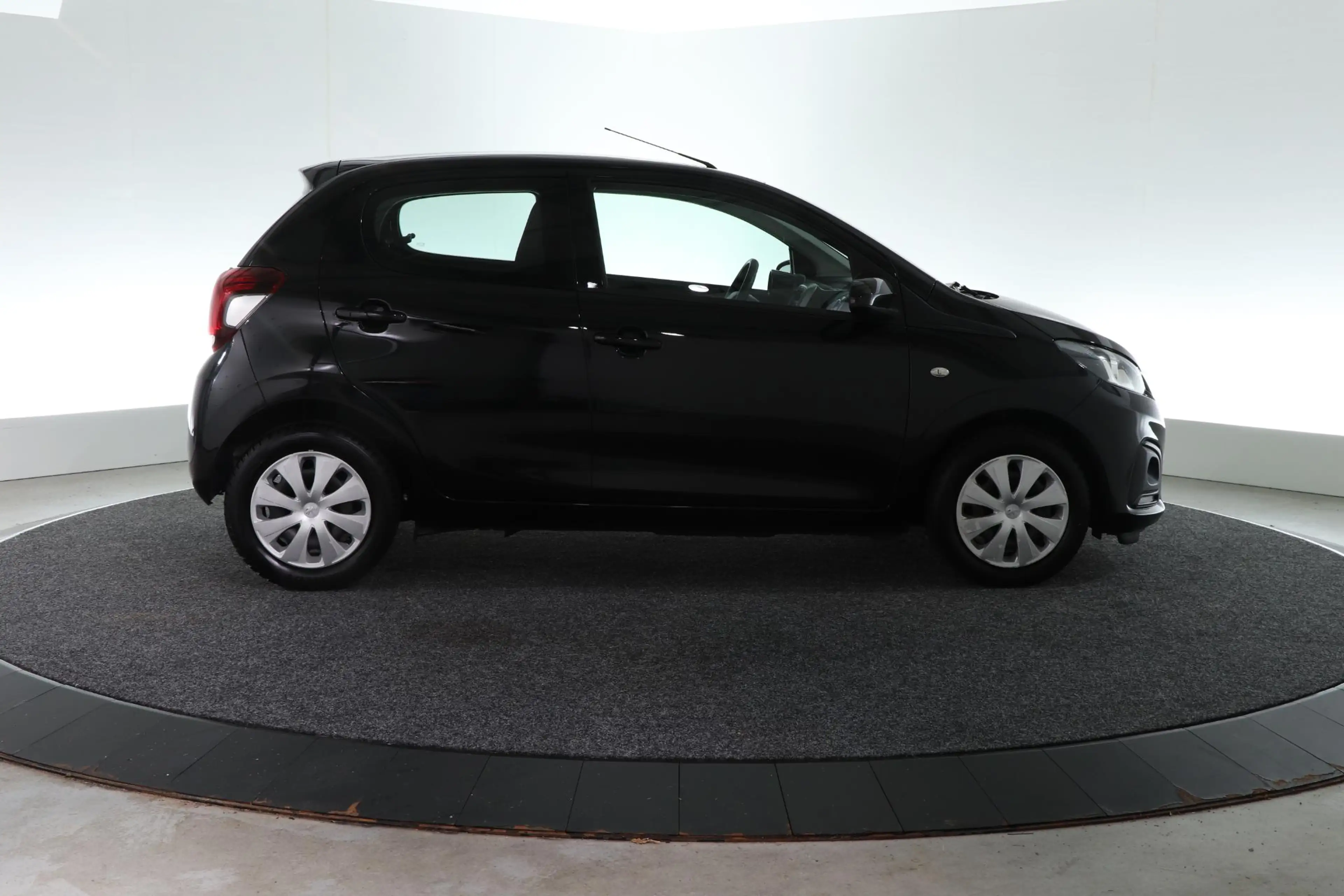 Peugeot 108 1.0 e-VTi Active | AIRCO | BLUETOOTH |