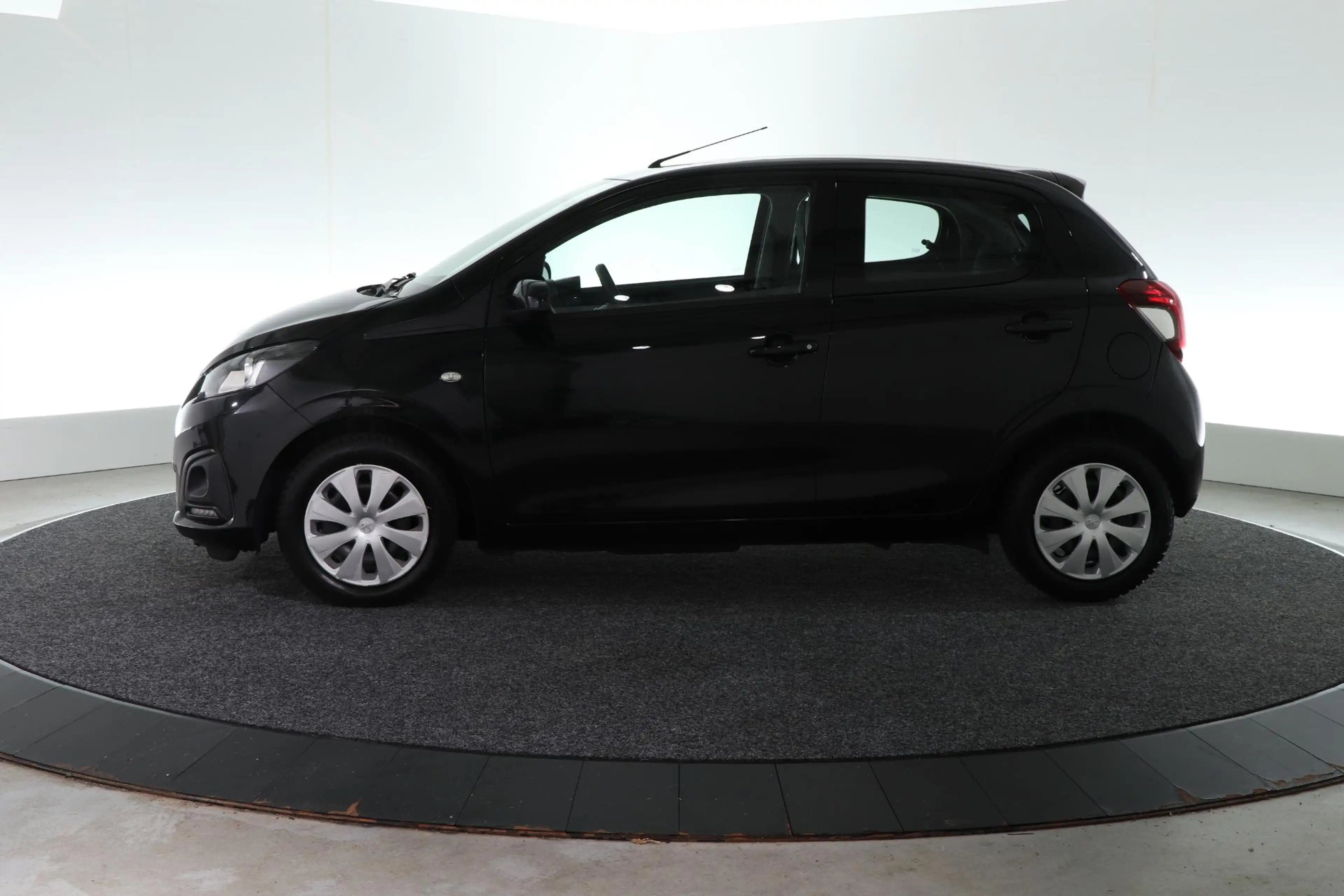 Peugeot 108 1.0 e-VTi Active | AIRCO | BLUETOOTH | — photo 2