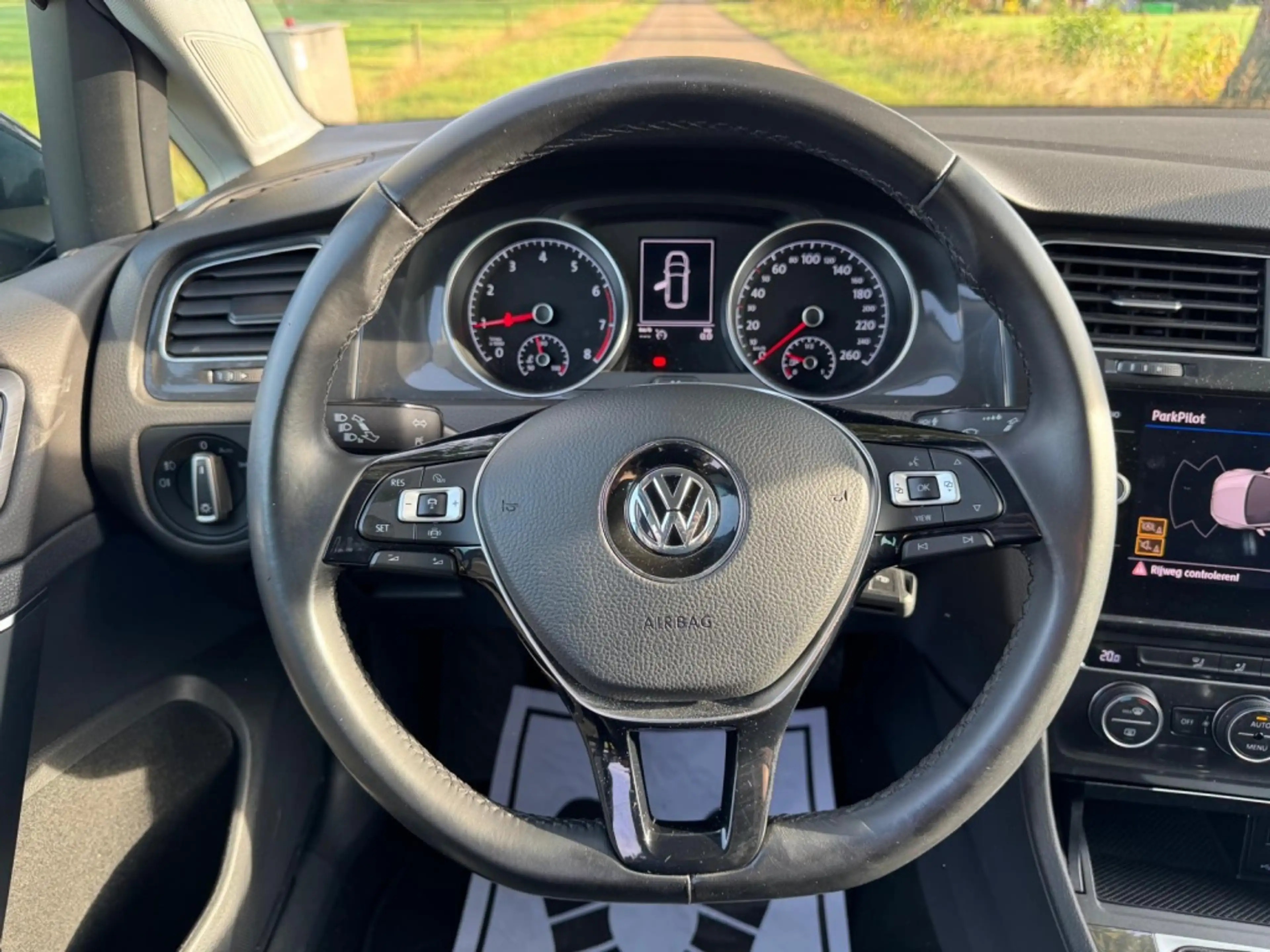 Volkswagen Golf Variant 1.0 TSI Comfortline — photo 17