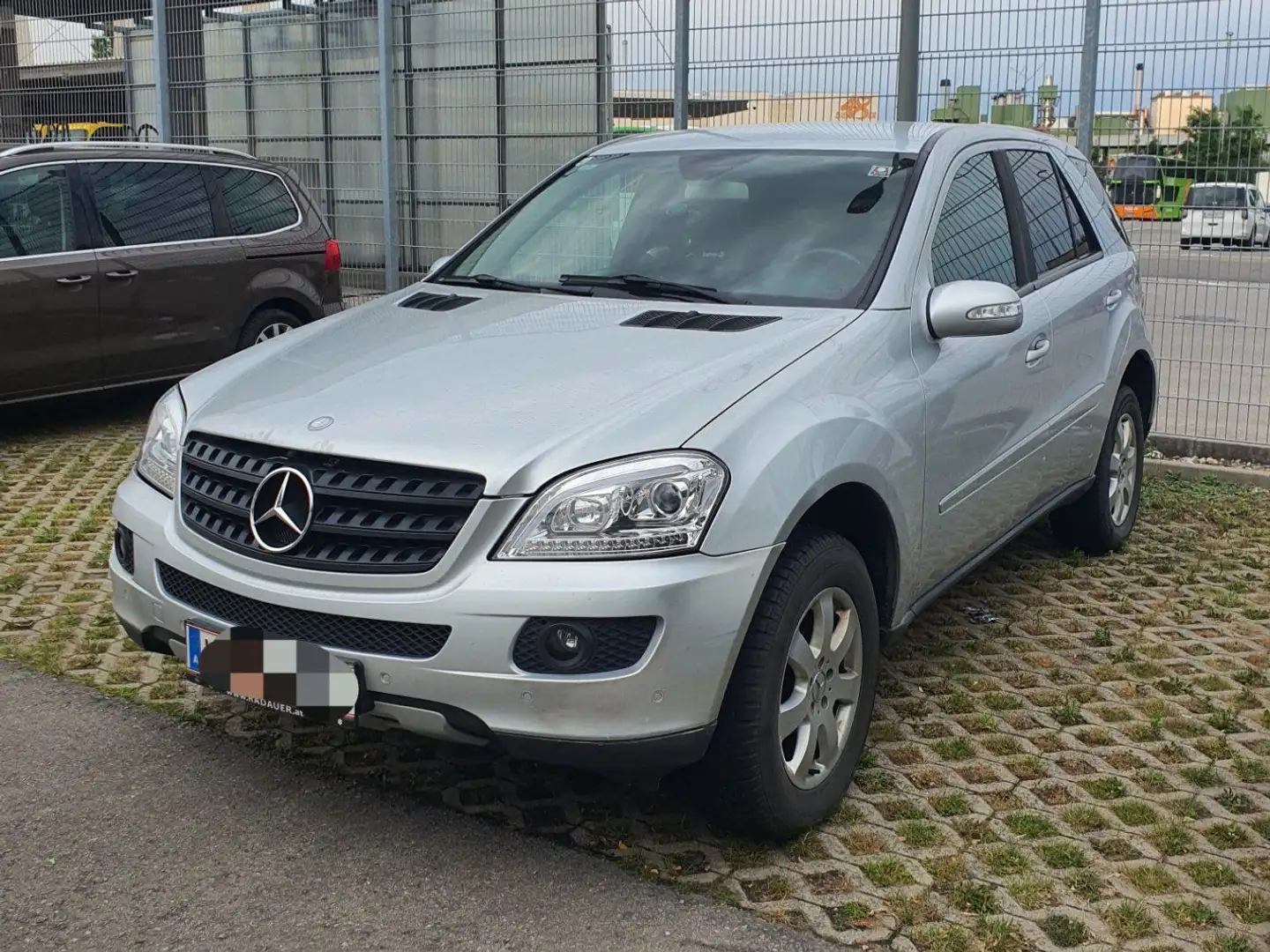 Mercedes-Benz ML 320 ML 320 CDI 4MATIC Aut. DPF Silber - 1