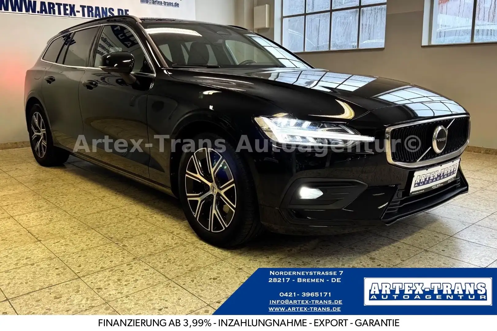 Volvo V60 B4/NAVI/SHZ/KAMERA/PDC/LED/ACC Schwarz - 1