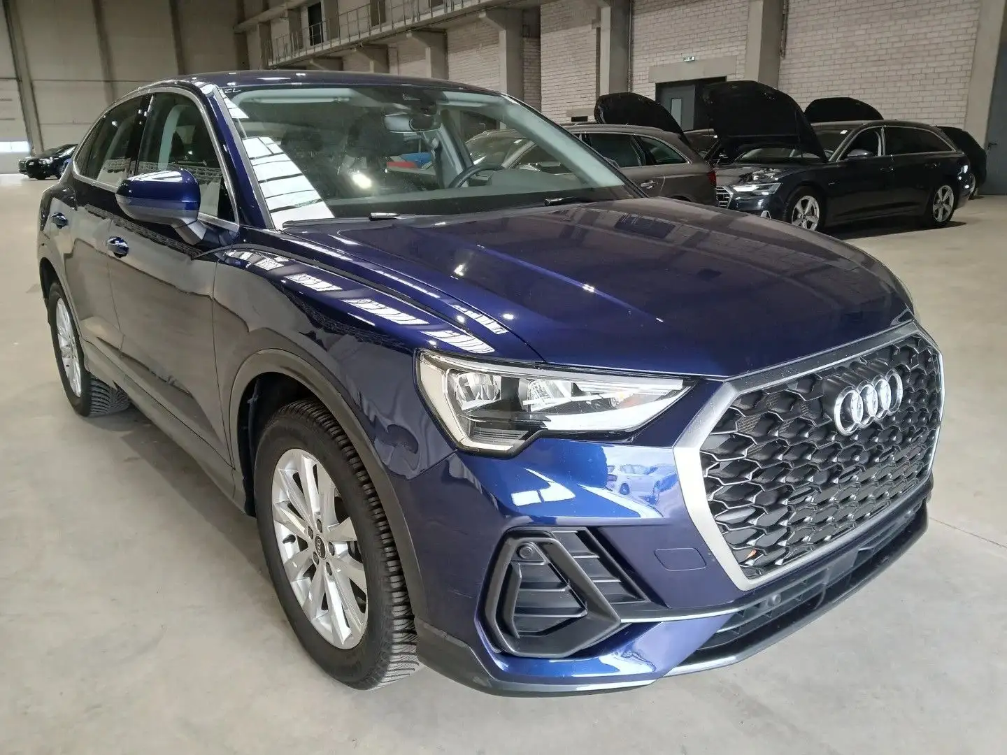 Audi Q3 Sportback 45 e Kamera*ACC*Virtual*LED*Navi*VZ Blau - 1