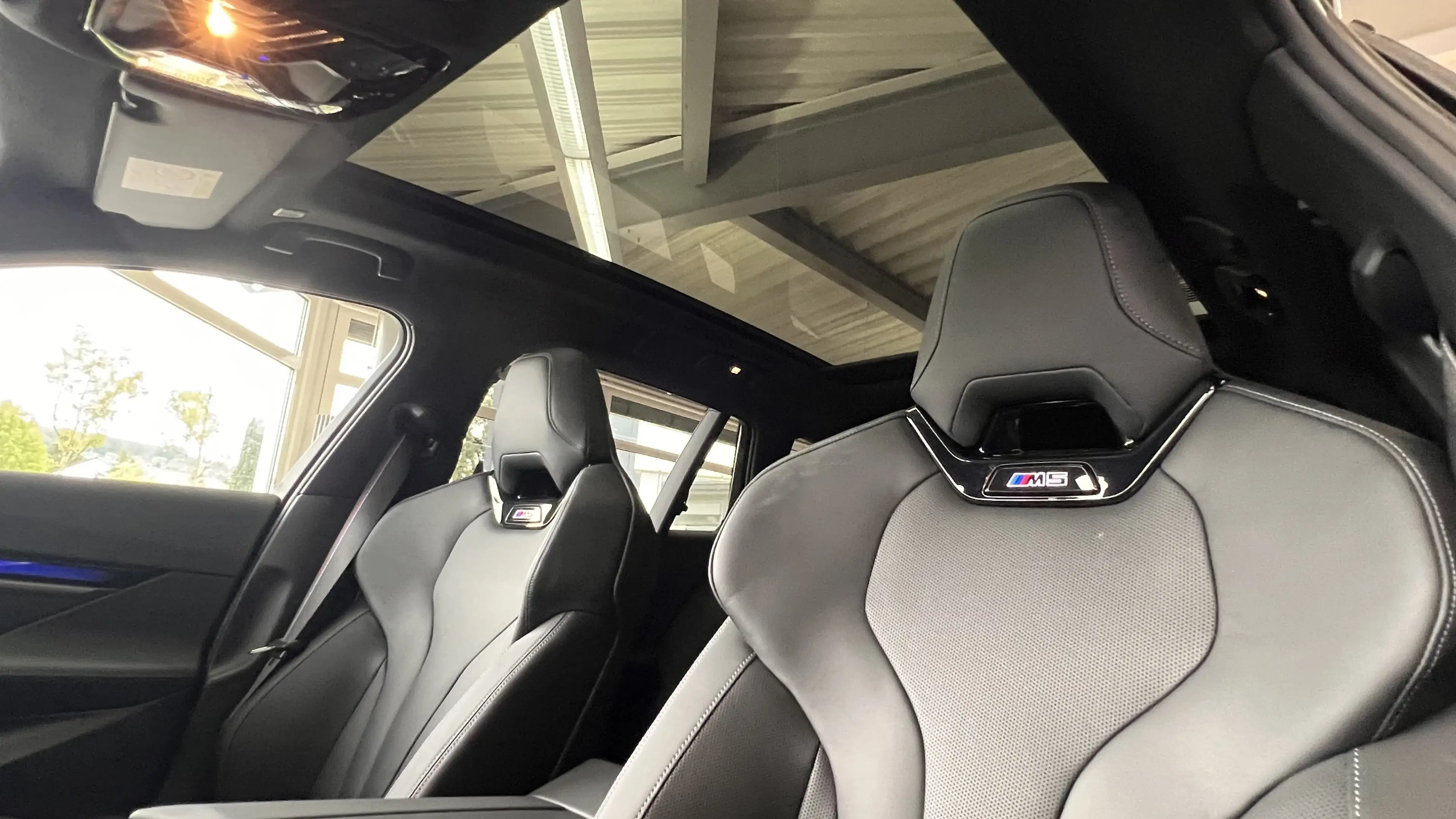 BMW M5 Touring M Drivers P. DAB LED Pano.Dach RFK — photo 14