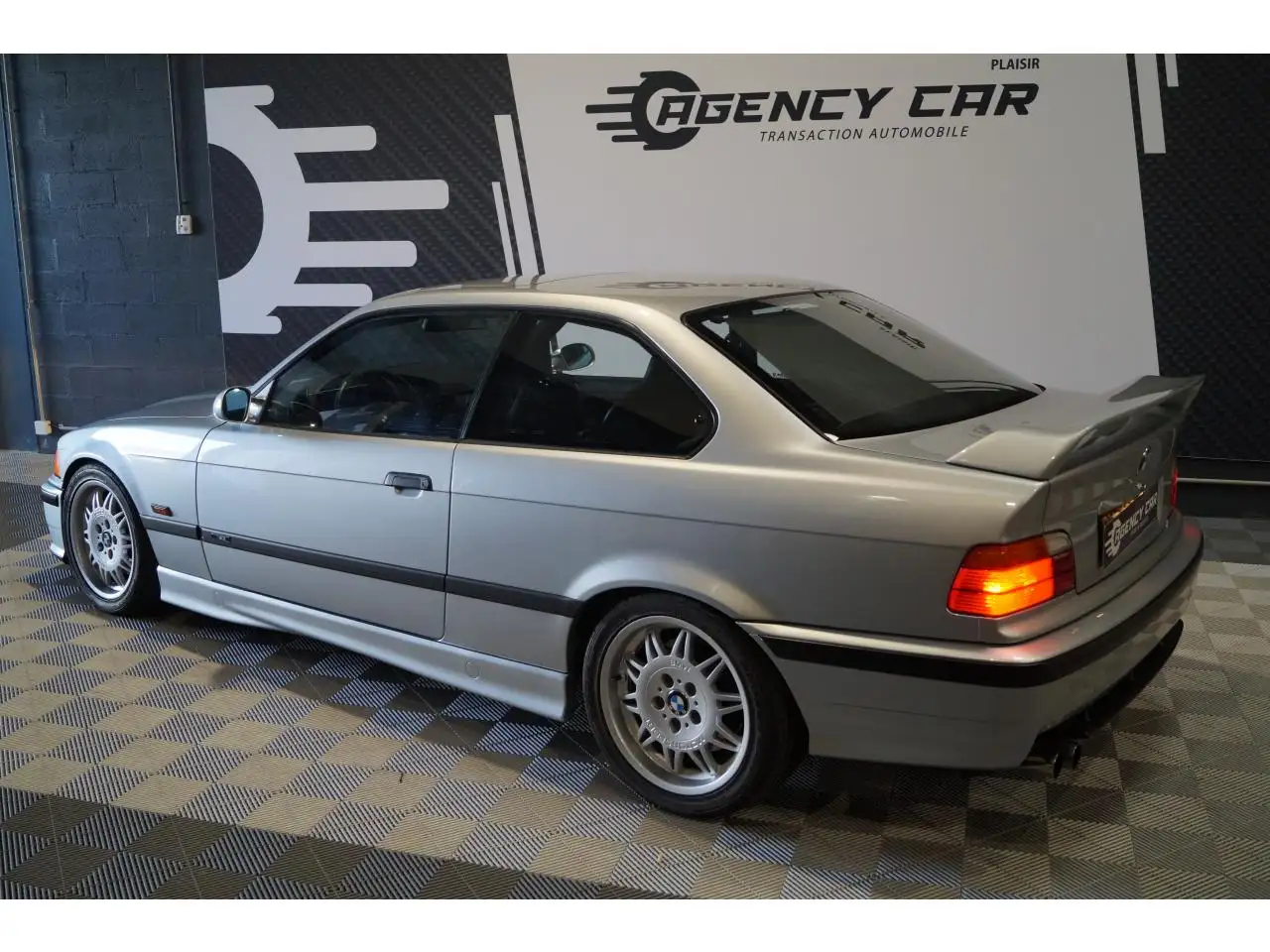 BMW M3 3.0 COUPE E36 - toit ouvrant - siège chauffant, foto 4