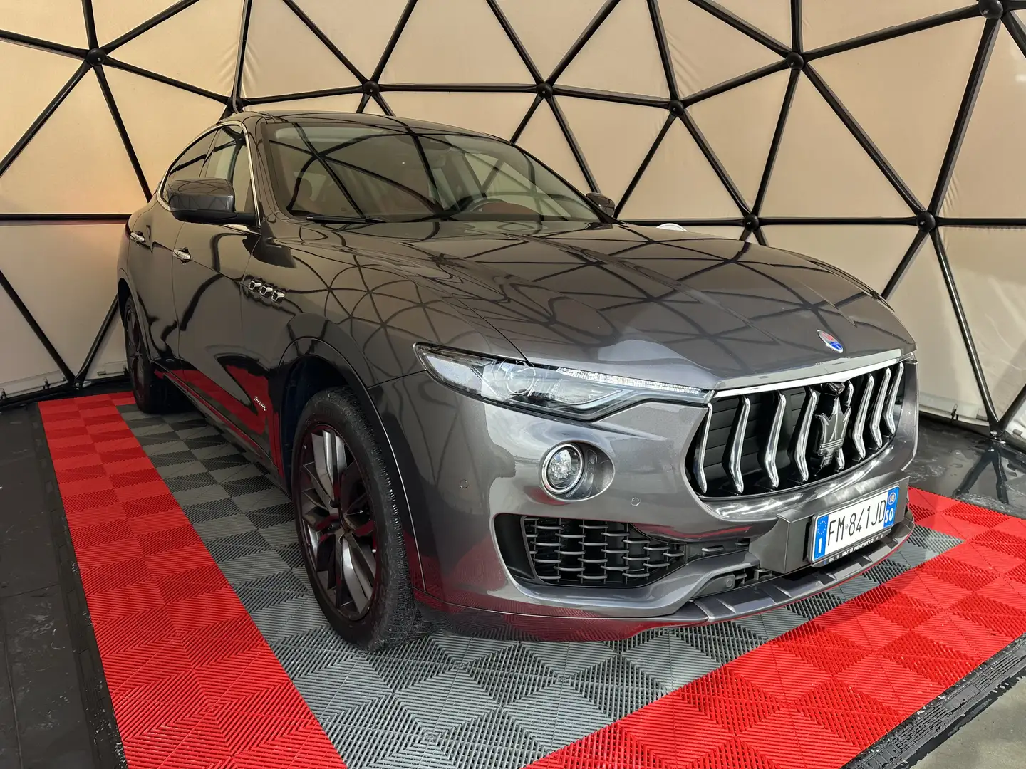 Maserati Levante 3.0 V6 Granlusso 350cv auto - 2