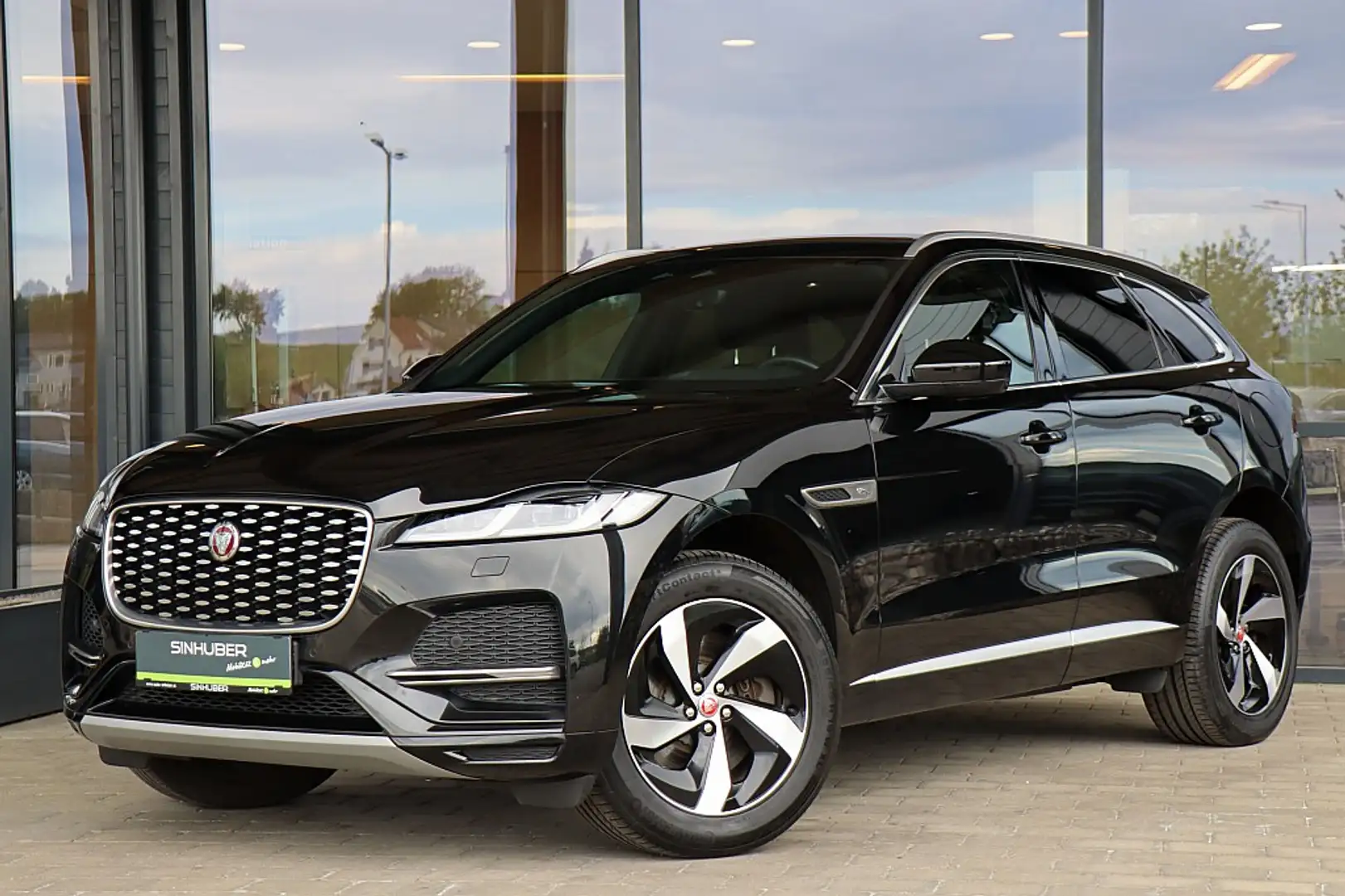 Jaguar F-Pace S P400e PHEV AWD Aut. Pixel-LED, HeadUp, Panora... Schwarz - 1