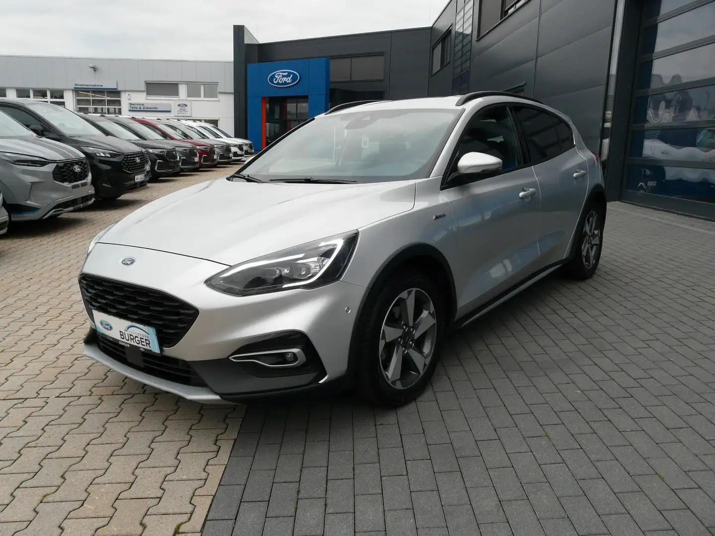 Ford Focus Active X *Ad.LED*ACC*Navi*DAB*Kamera* Argent - 1