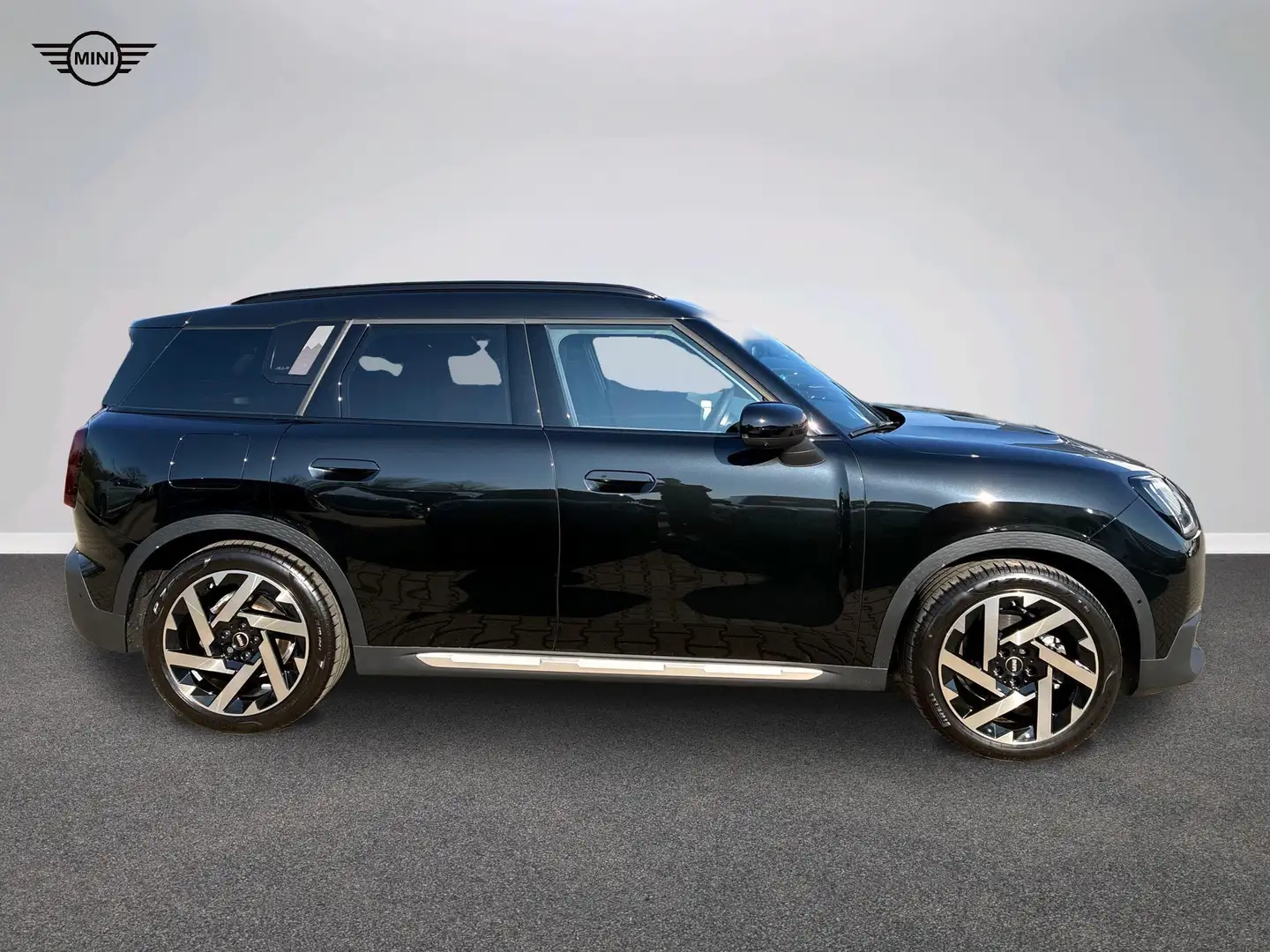 MINI Countryman SE All4 Favoured Trim Negro - 2