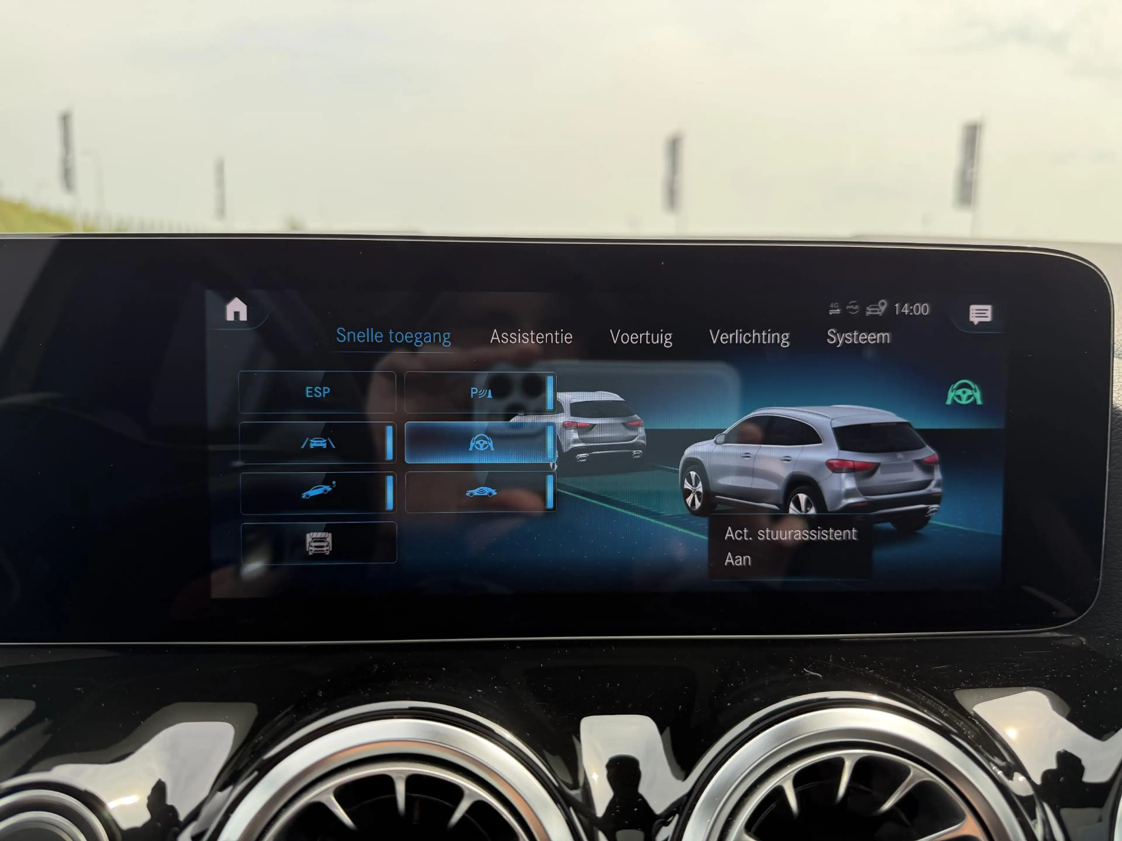 Mercedes-Benz GLA 250 e AMG |Pano|ACC|Trekhaak|Memory| — photo 12