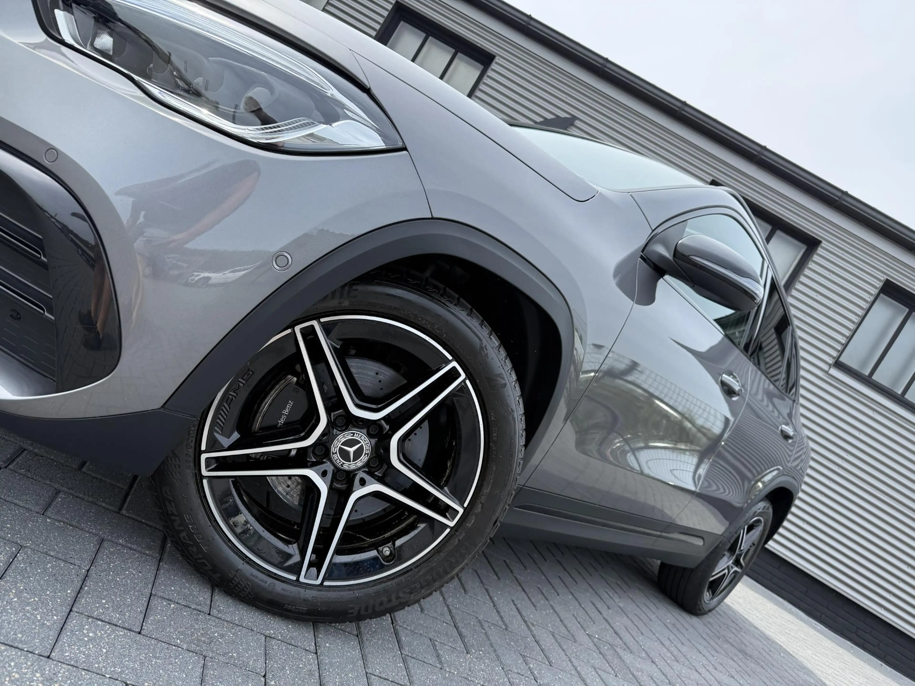 Mercedes-Benz GLA 250 e AMG |Pano|ACC|Trekhaak|Memory| — photo 2