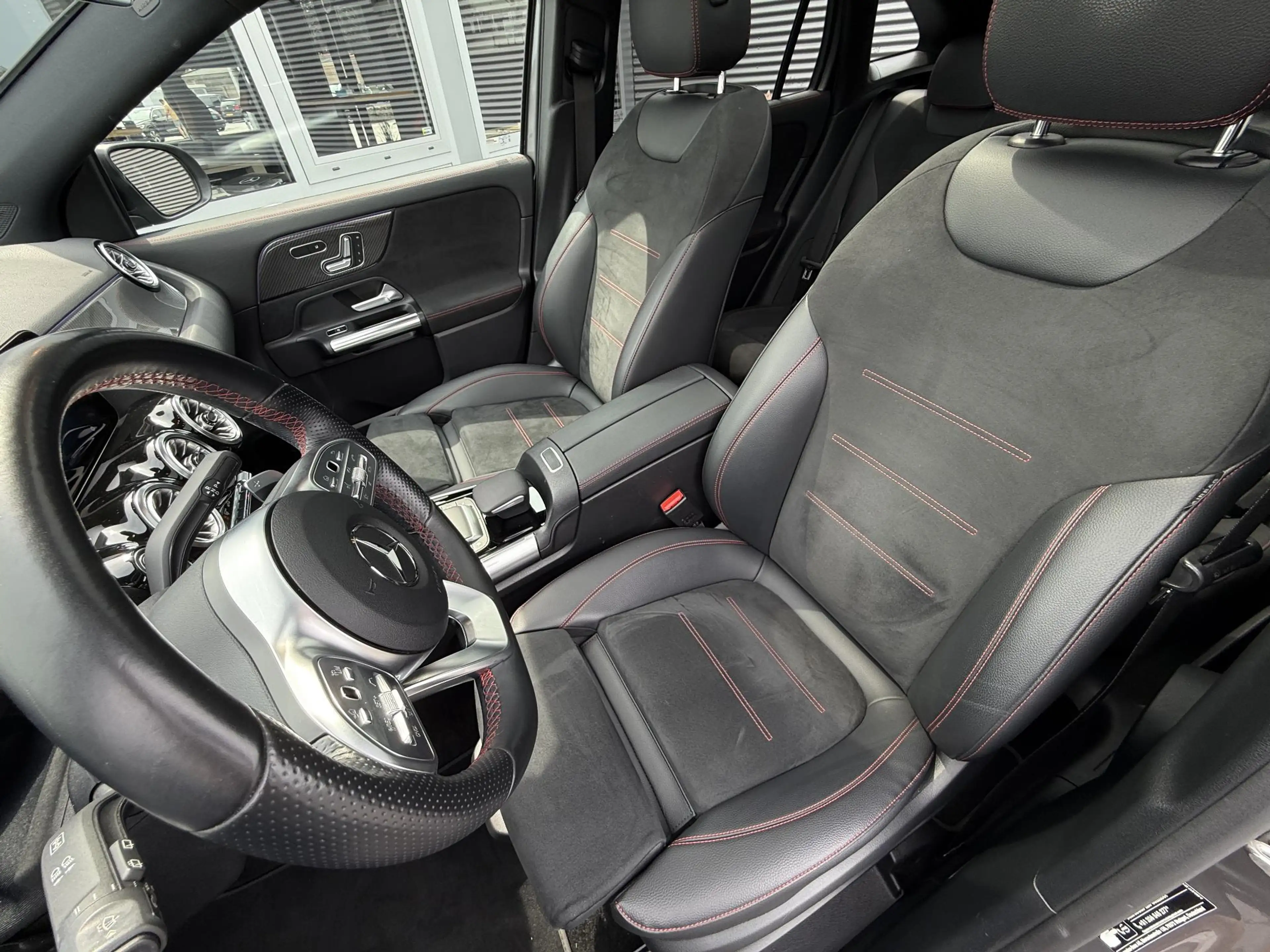 Mercedes-Benz GLA 250 e AMG |Pano|ACC|Trekhaak|Memory| — photo 16