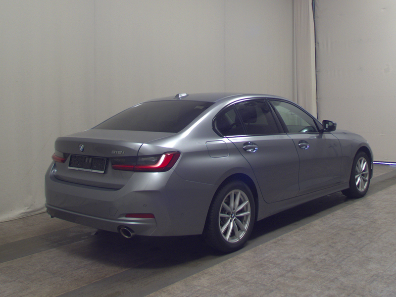 BMW 318 iA Navi LED LC-Pro Curved HuD Rckfahrkamera — photo 4