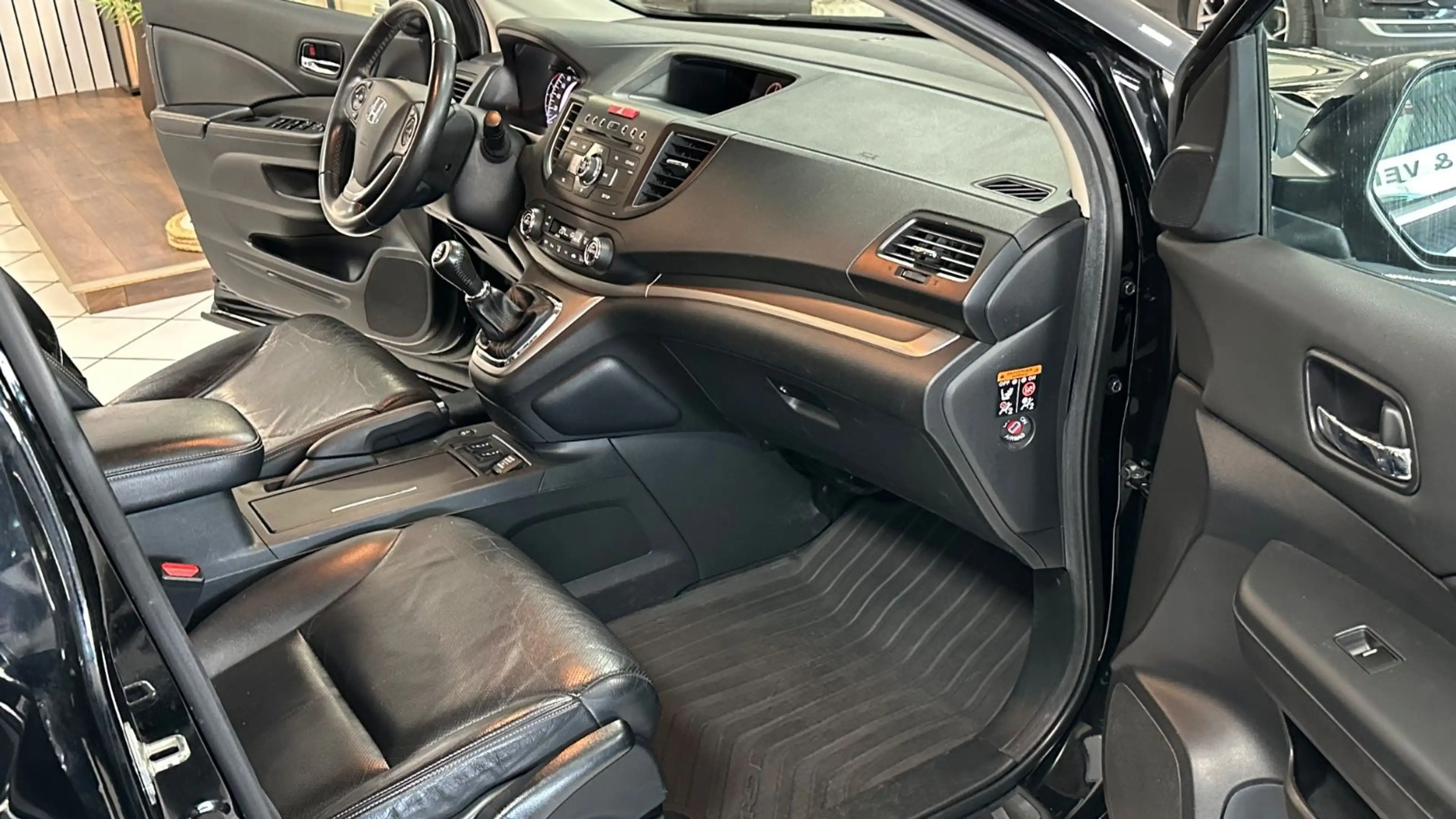 Honda CR-V 2.2 i-DTEC TÜV&AU neu&Garantie — photo 14