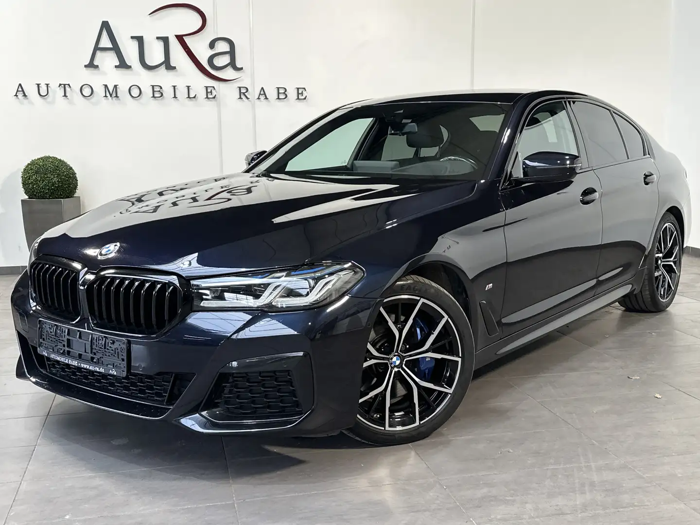 BMW 520 xDrive M Sport NAV+LASER+HEADUP+KAM+19ZO+PP Noir - 2